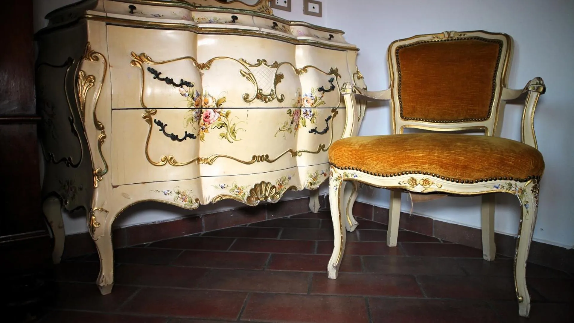 Decorative detail in Ca' Bianca