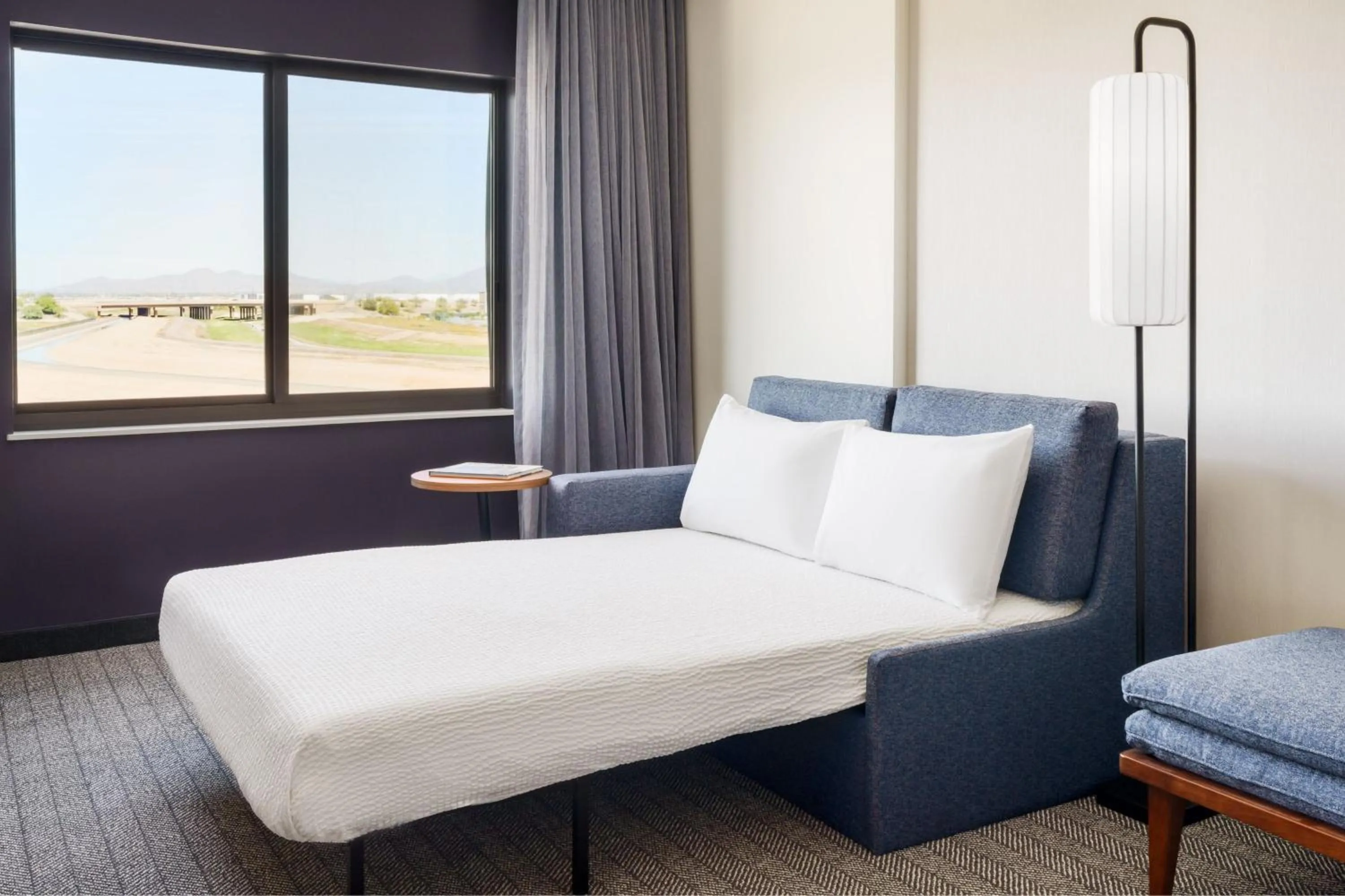 Photo of the whole room, Bed in Courtyard by Marriott Phoenix Mesa Gateway Airport