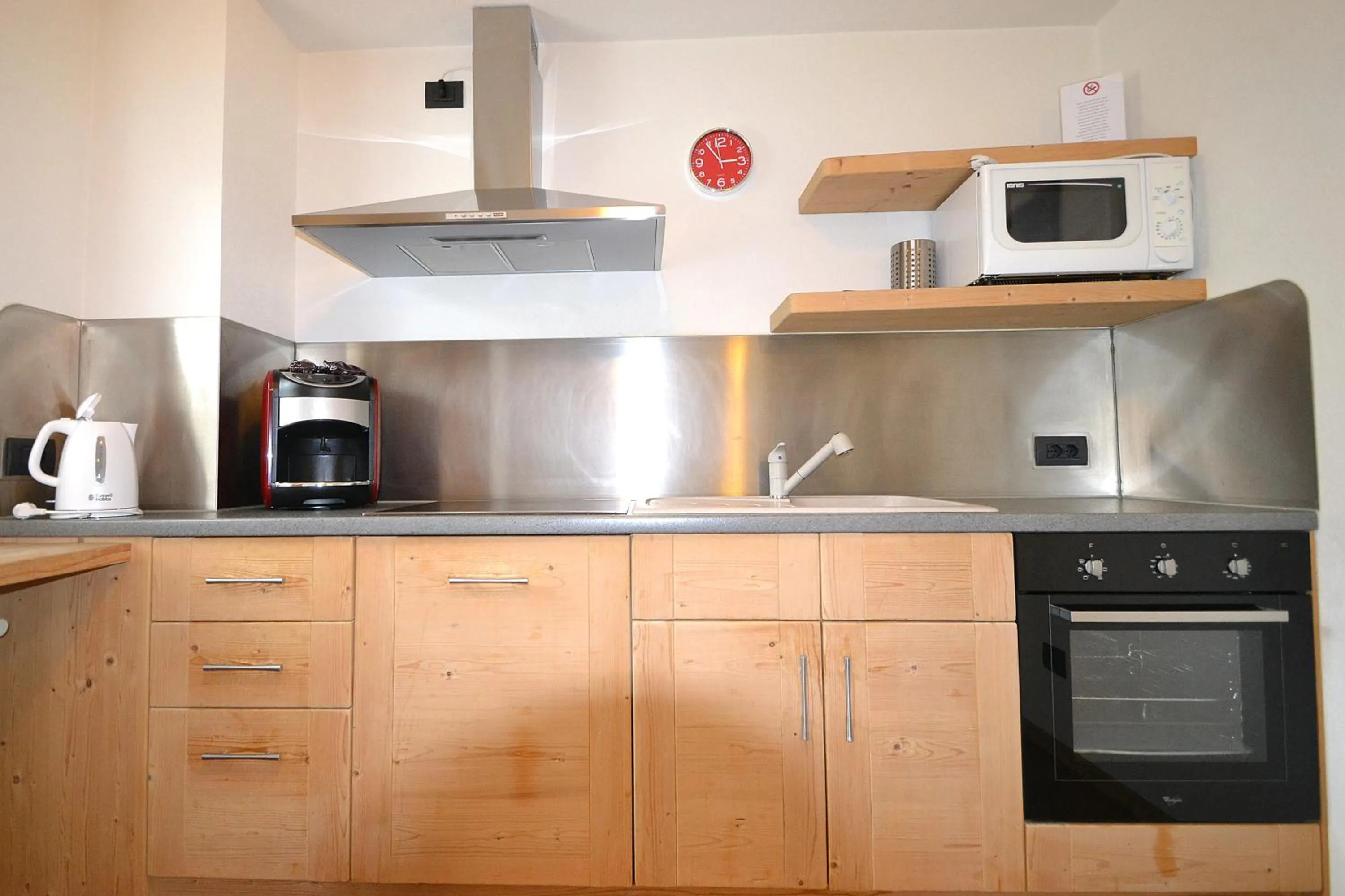 Kitchen or kitchenette in Appartamenti Calanda - Livigno Center