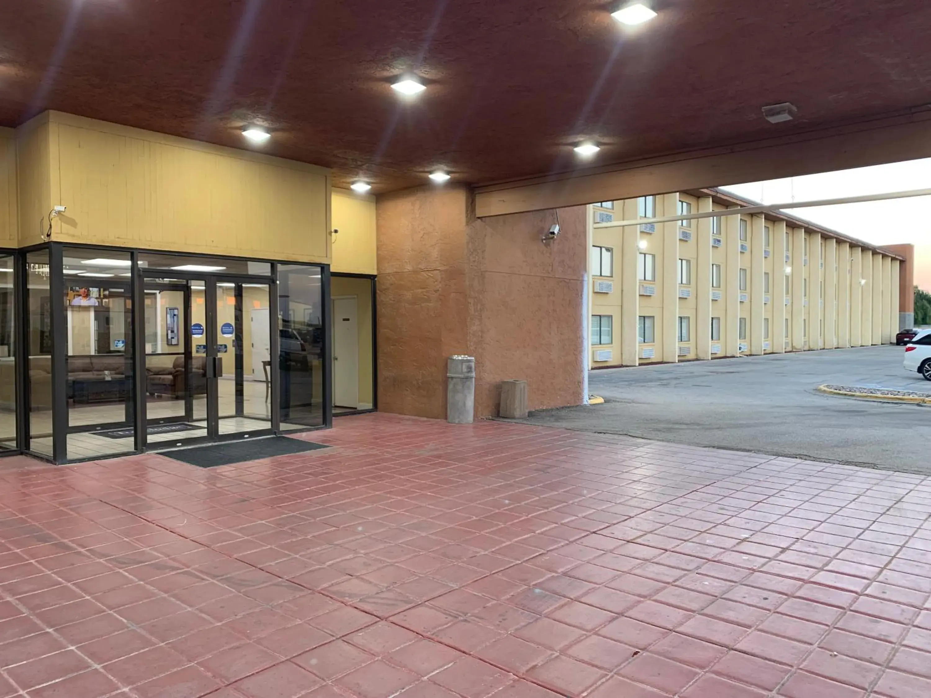 Property building in Travelodge by Wyndham Odessa Property building in Travelodge by Wyndham Odessa