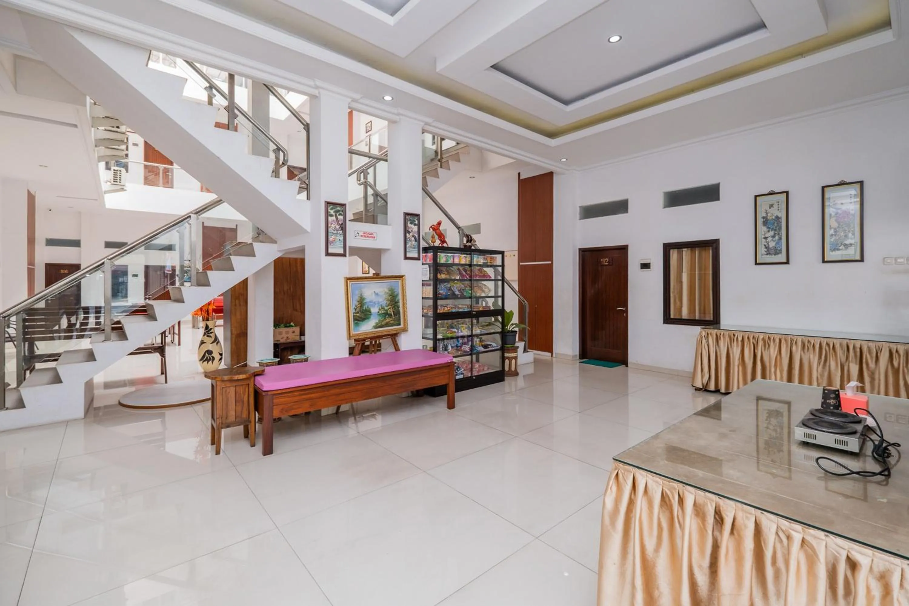 Property building in RedDoorz near Jawa Timur Park 3