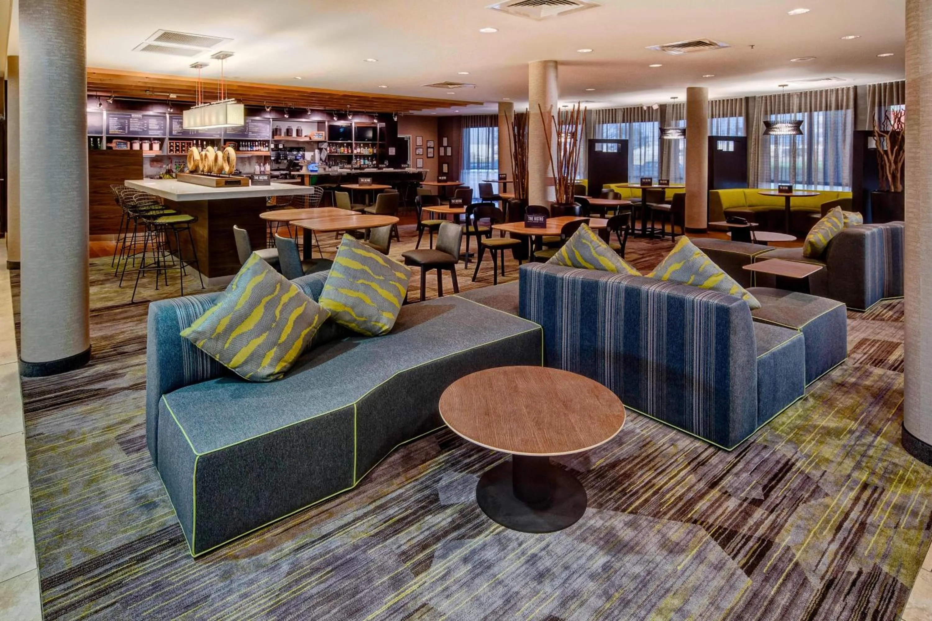 Lobby or reception in Courtyard by Marriott Alexandria