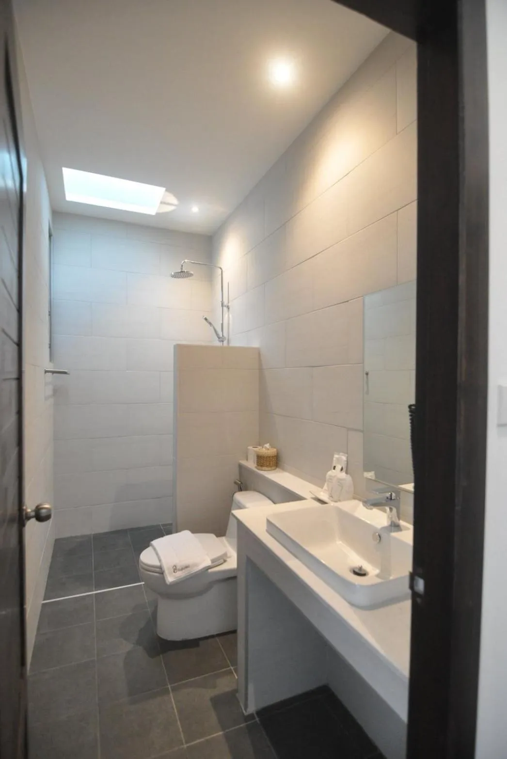 Other in The Eight Ratvithi House