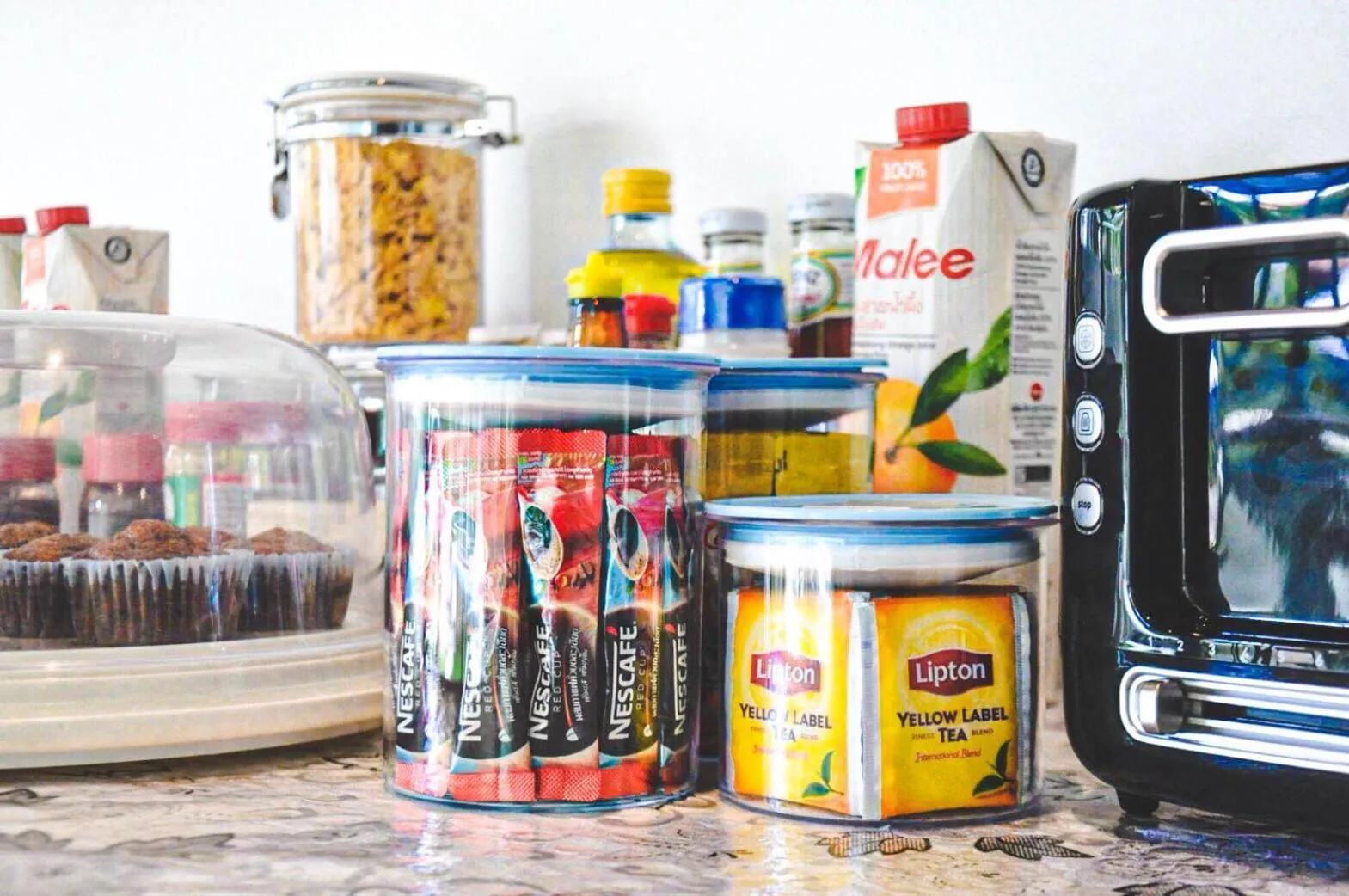 Coffee/tea facilities in The Eight Ratvithi House