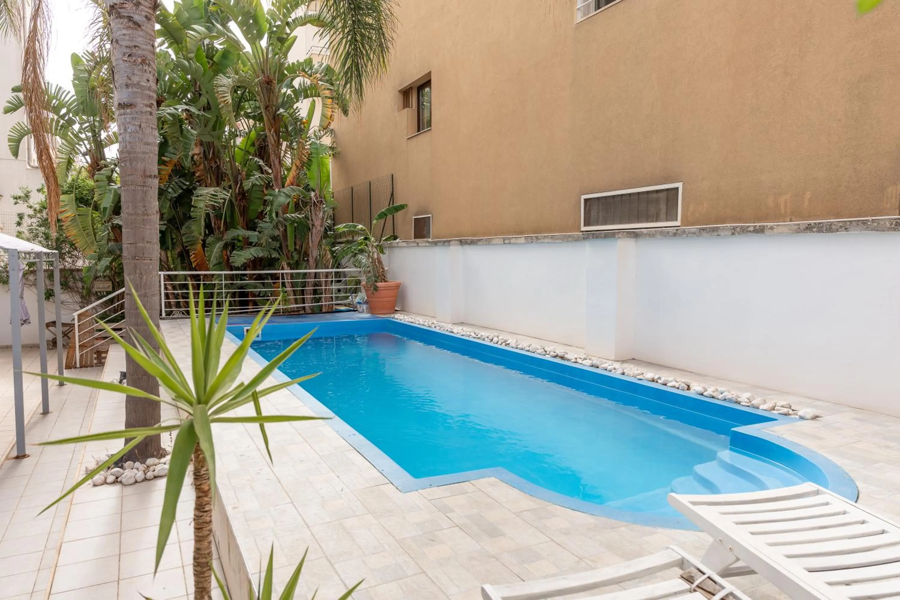 Swimming pool in Sea Garden - Gallipoli