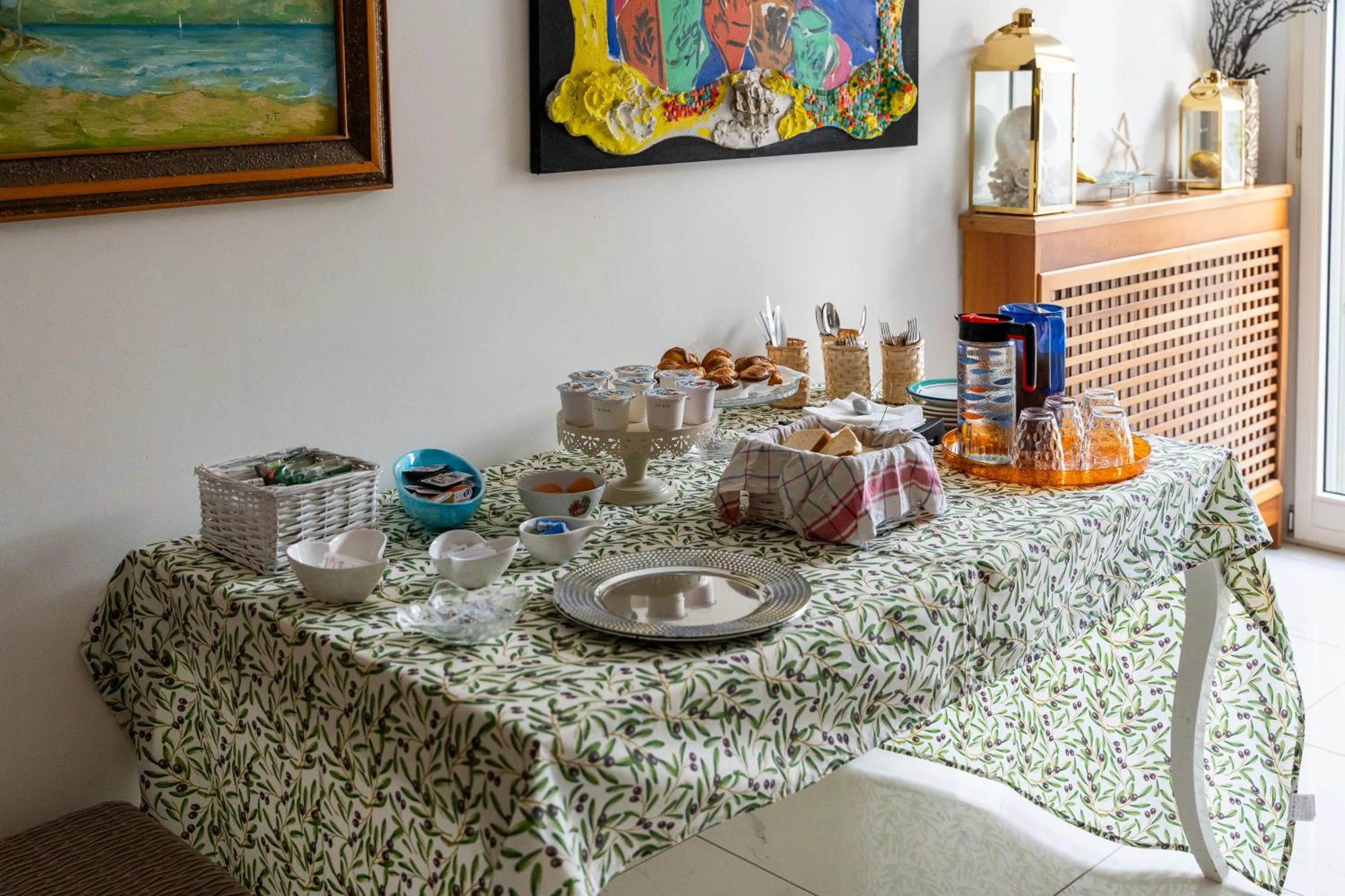 Breakfast in Sea Garden - Gallipoli