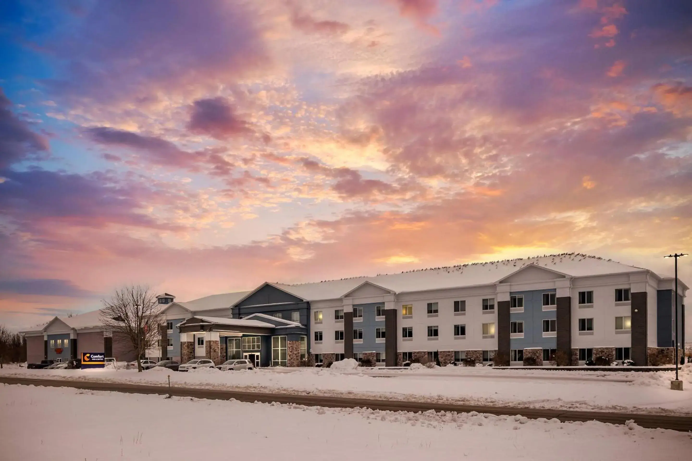 Comfort Inn & Suites Comfort Inn & Suites