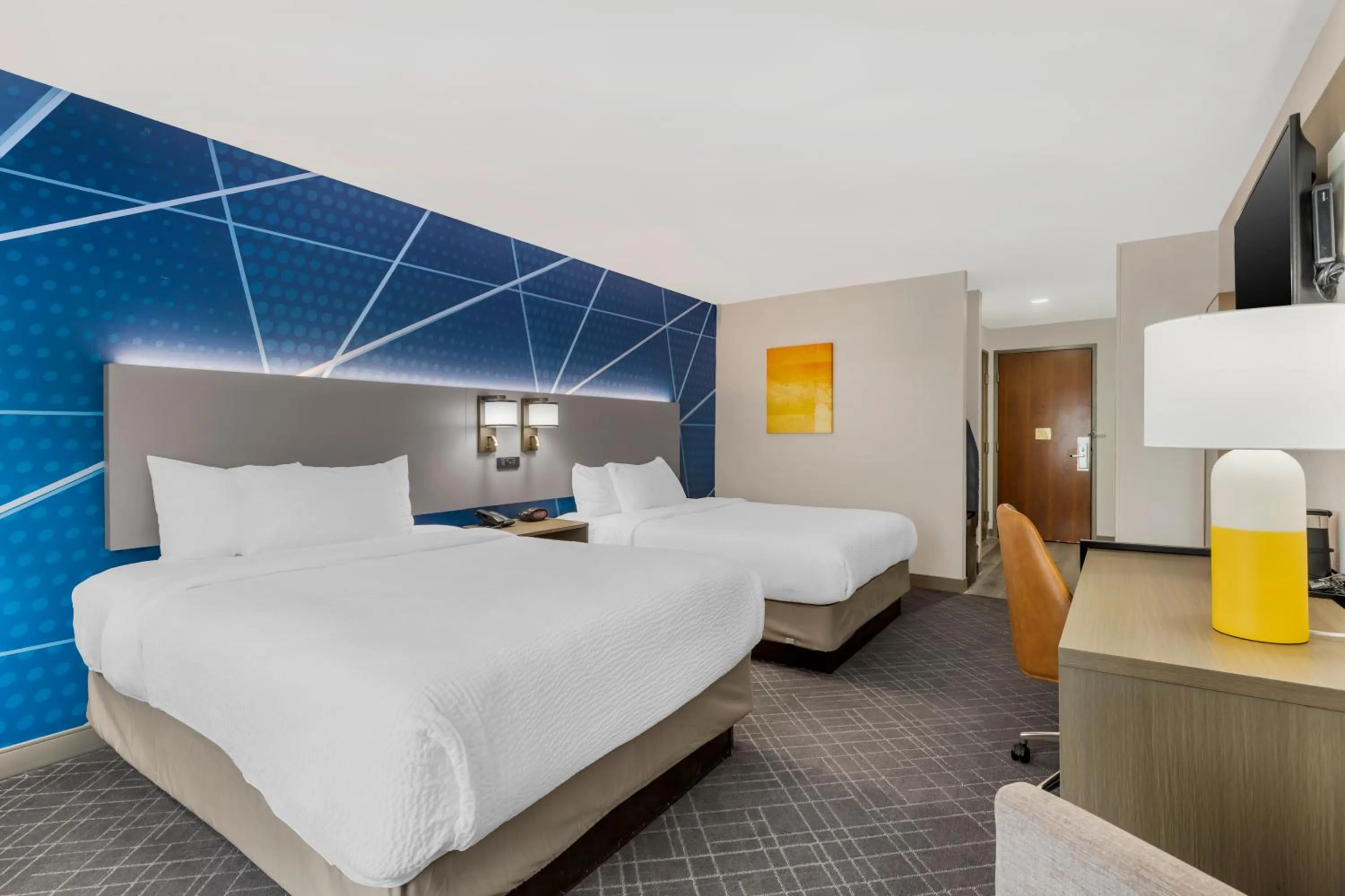 Bedroom, Bed in Comfort Inn & Suites