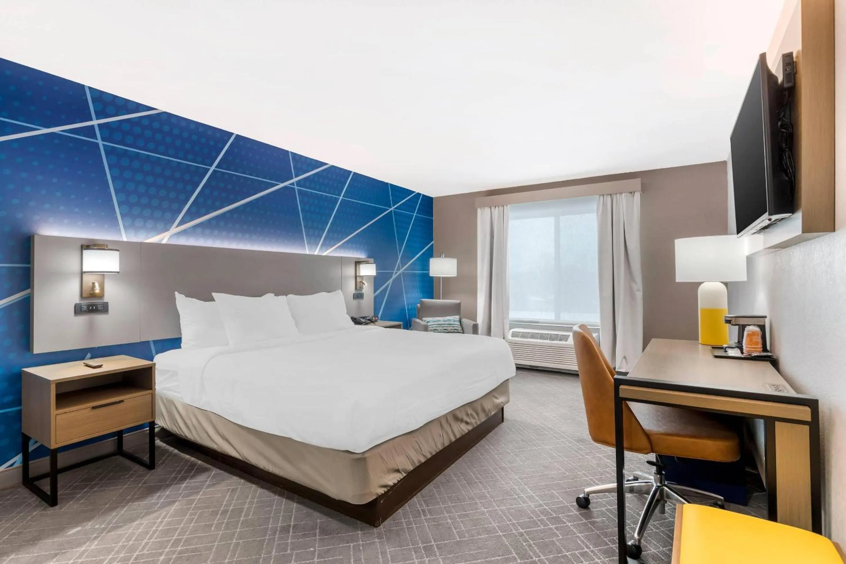 Bedroom, Bed in Comfort Inn & Suites