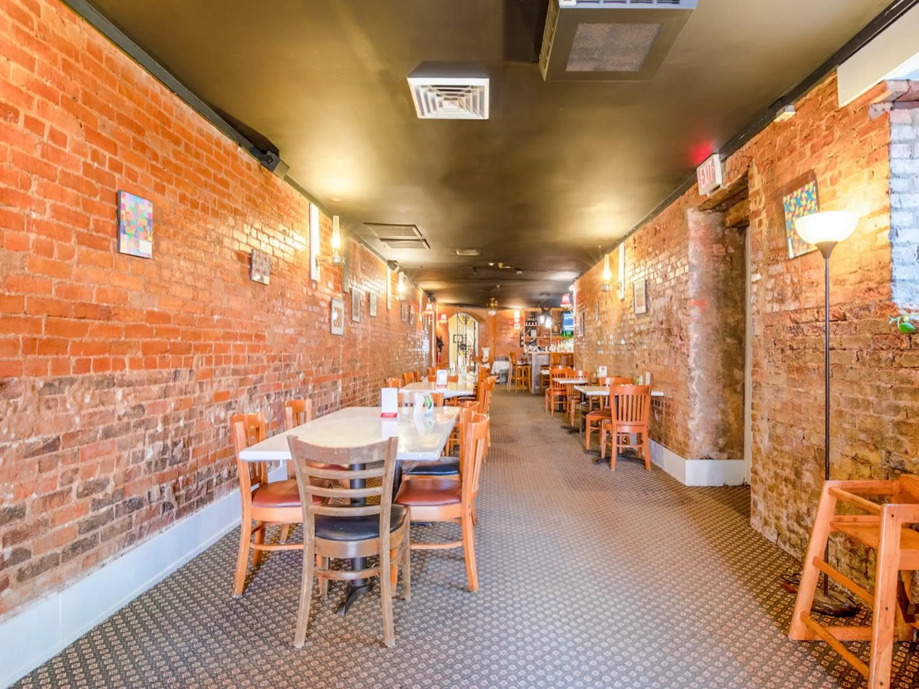 Restaurant/places to eat in The Belmont Inn by OYO Restaurant/places to eat in The Belmont Inn by OYO