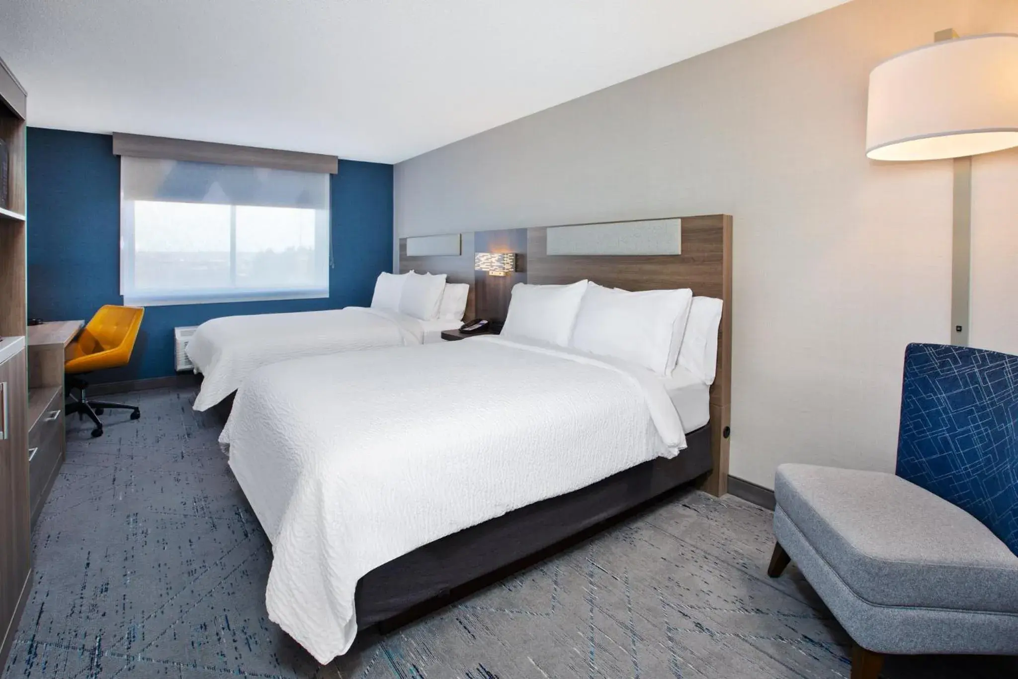 Standard Queen Room with River View in Holiday Inn Express Sault Ste Marie by IHG Standard Queen Room with River View in Holiday Inn Express Sault Ste Marie by IHG