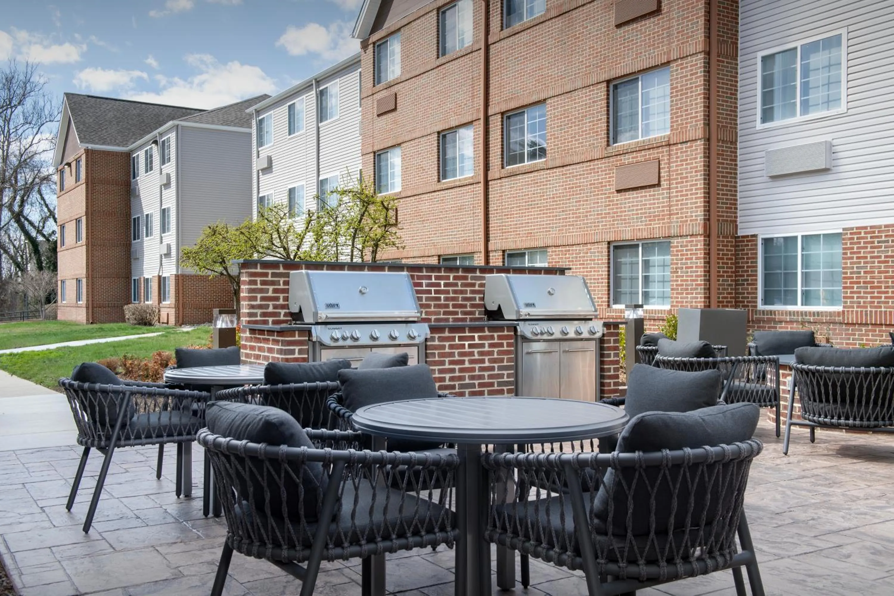 BBQ facilities in TownePlace Suites by Marriott Annapolis