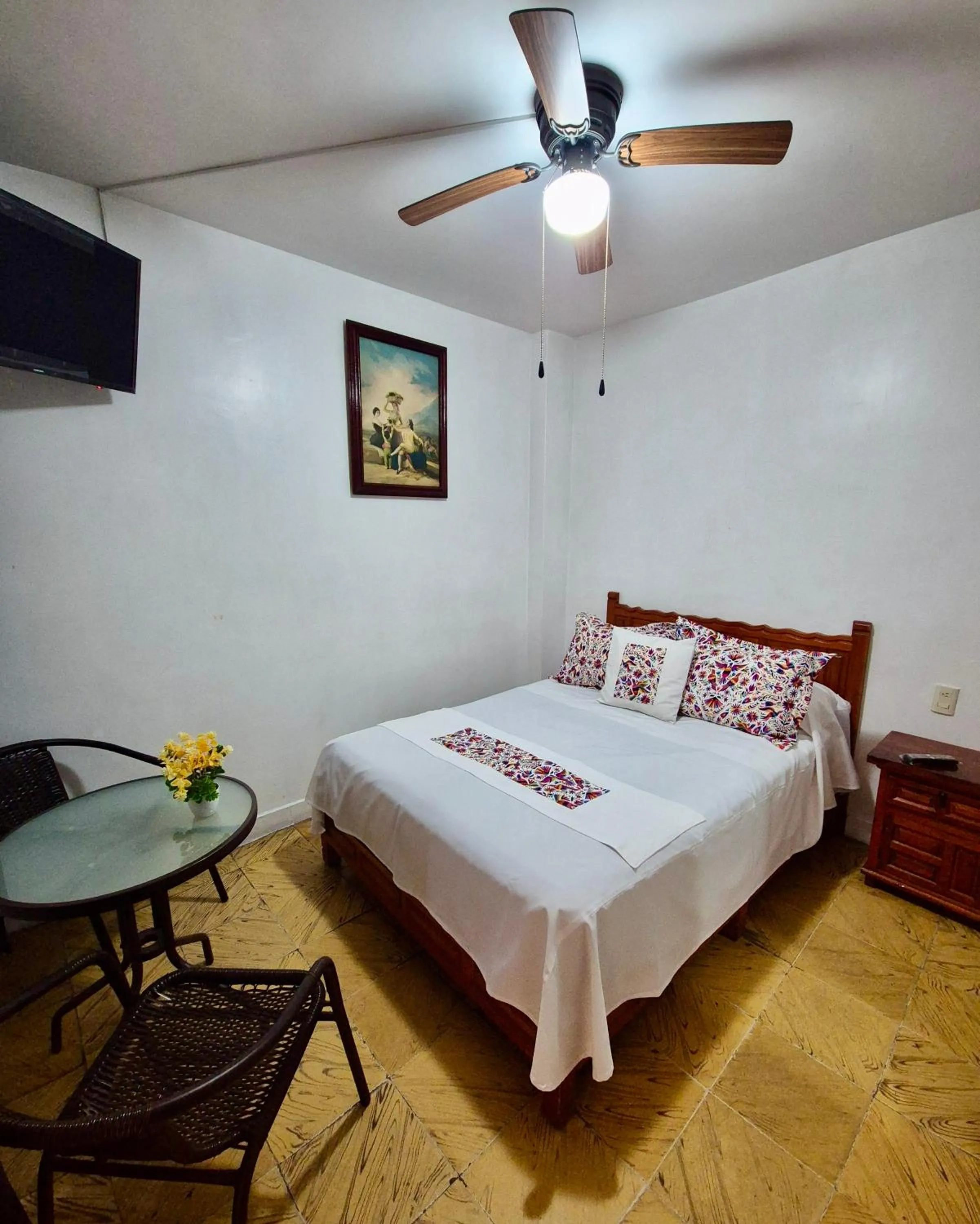 Bed in Hotel Catalina