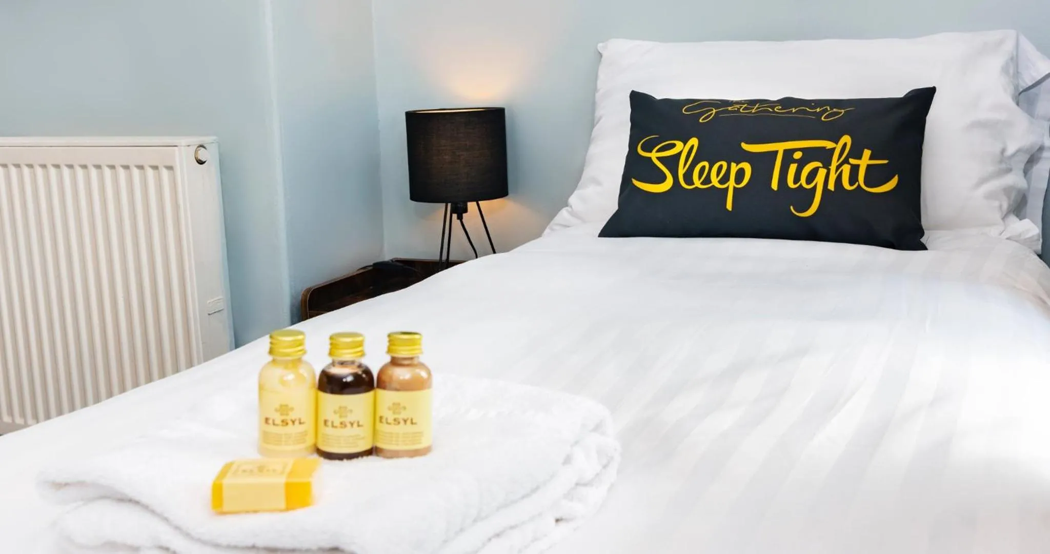 Bedroom, Bed in The Bishophill Gathering York - Sleeps Up To 12