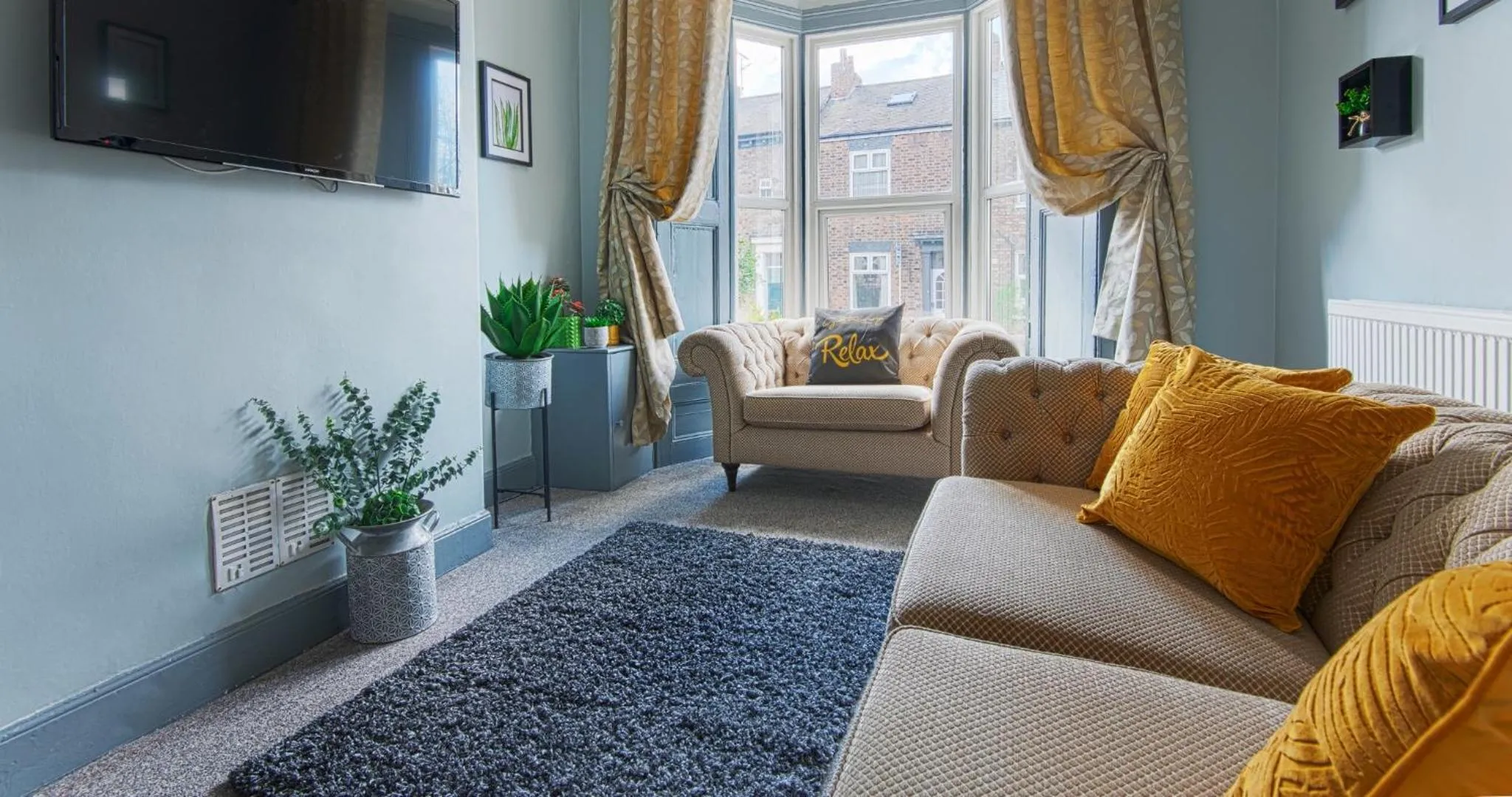 Living room in The Bishophill Gathering York - Sleeps Up To 12