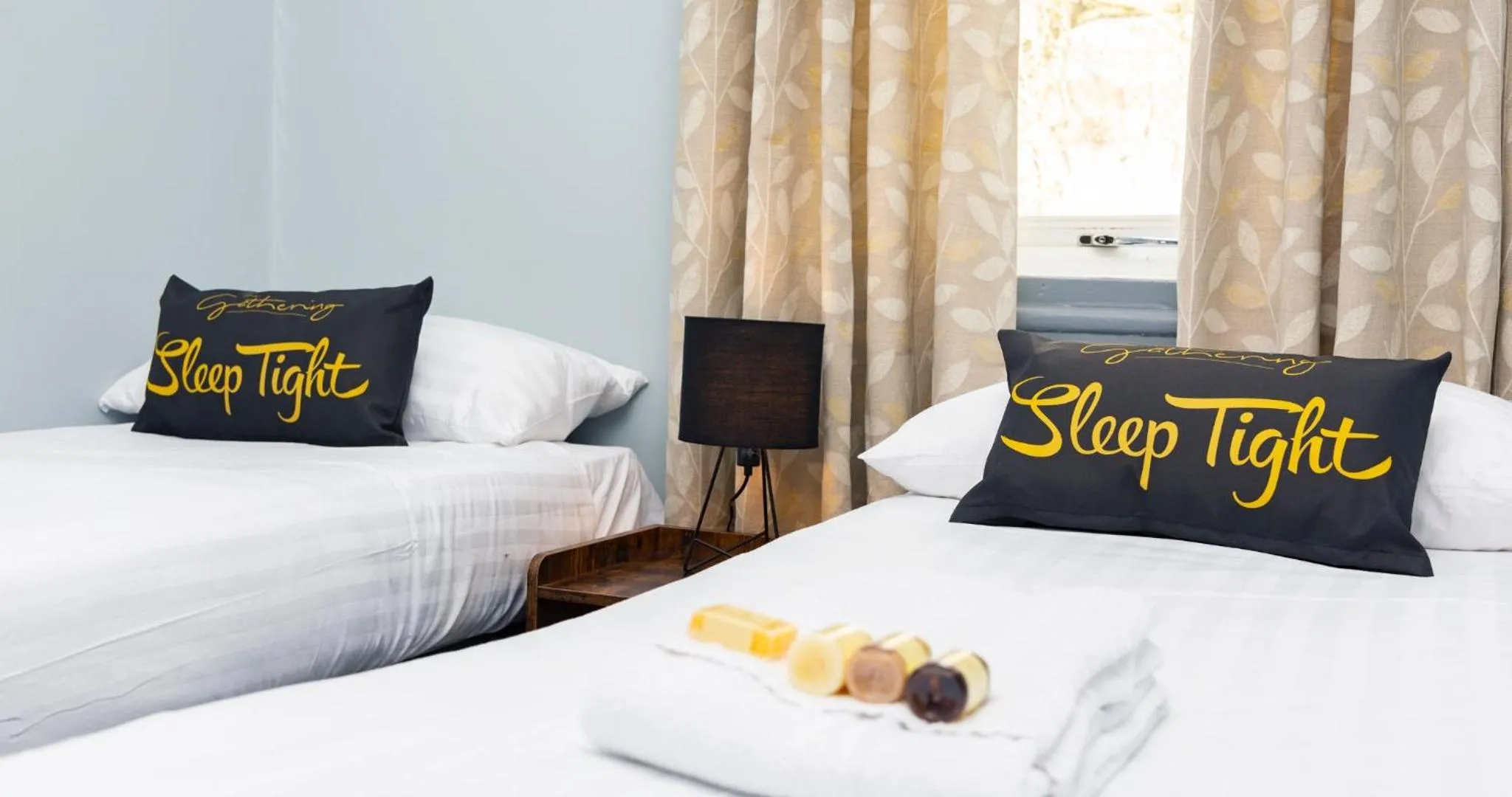 Bedroom, Bed in The Bishophill Gathering York - Sleeps Up To 12
