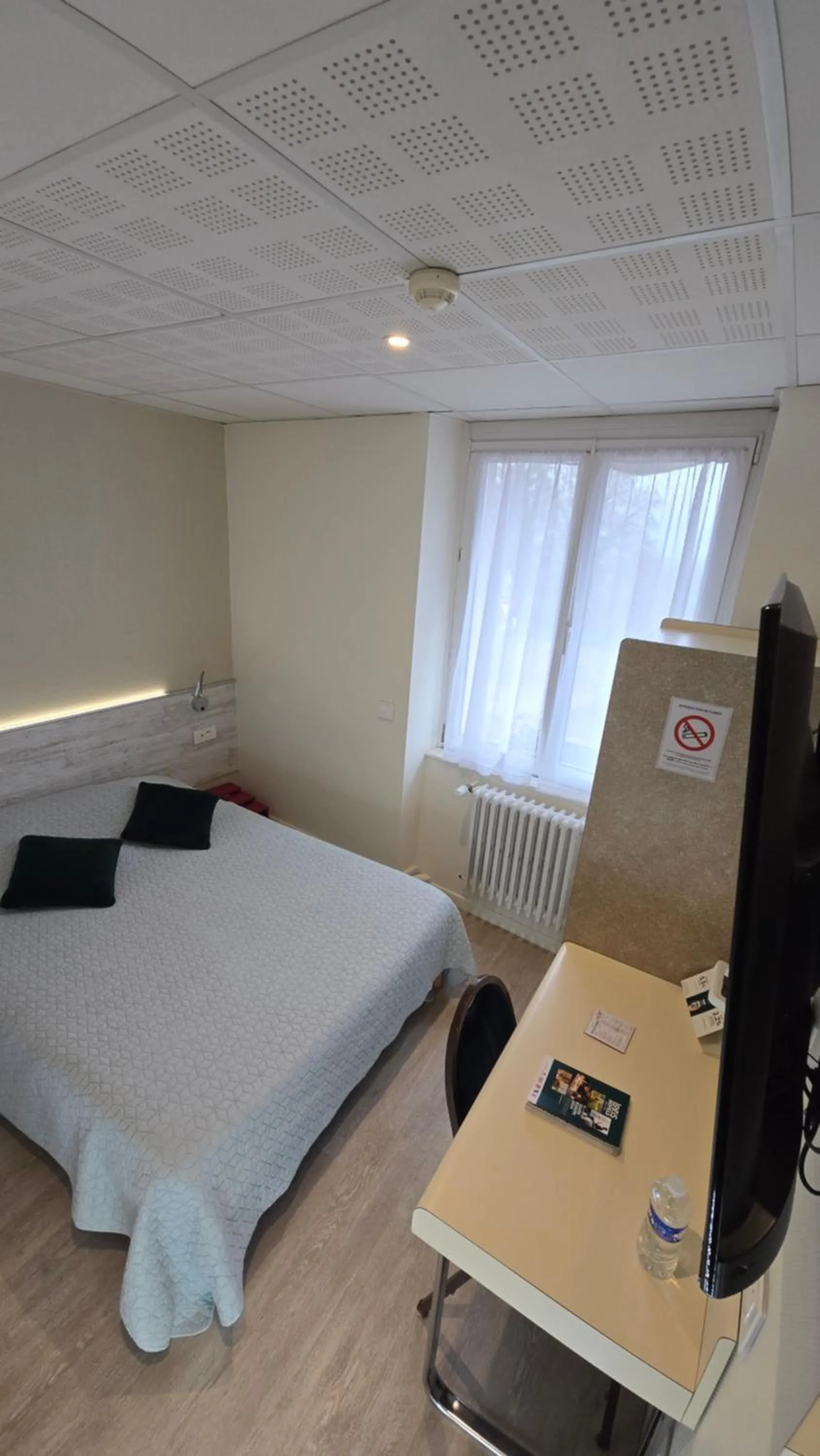 Bedroom, Bed in Logis Hôtel & Restaurant Arcombelle