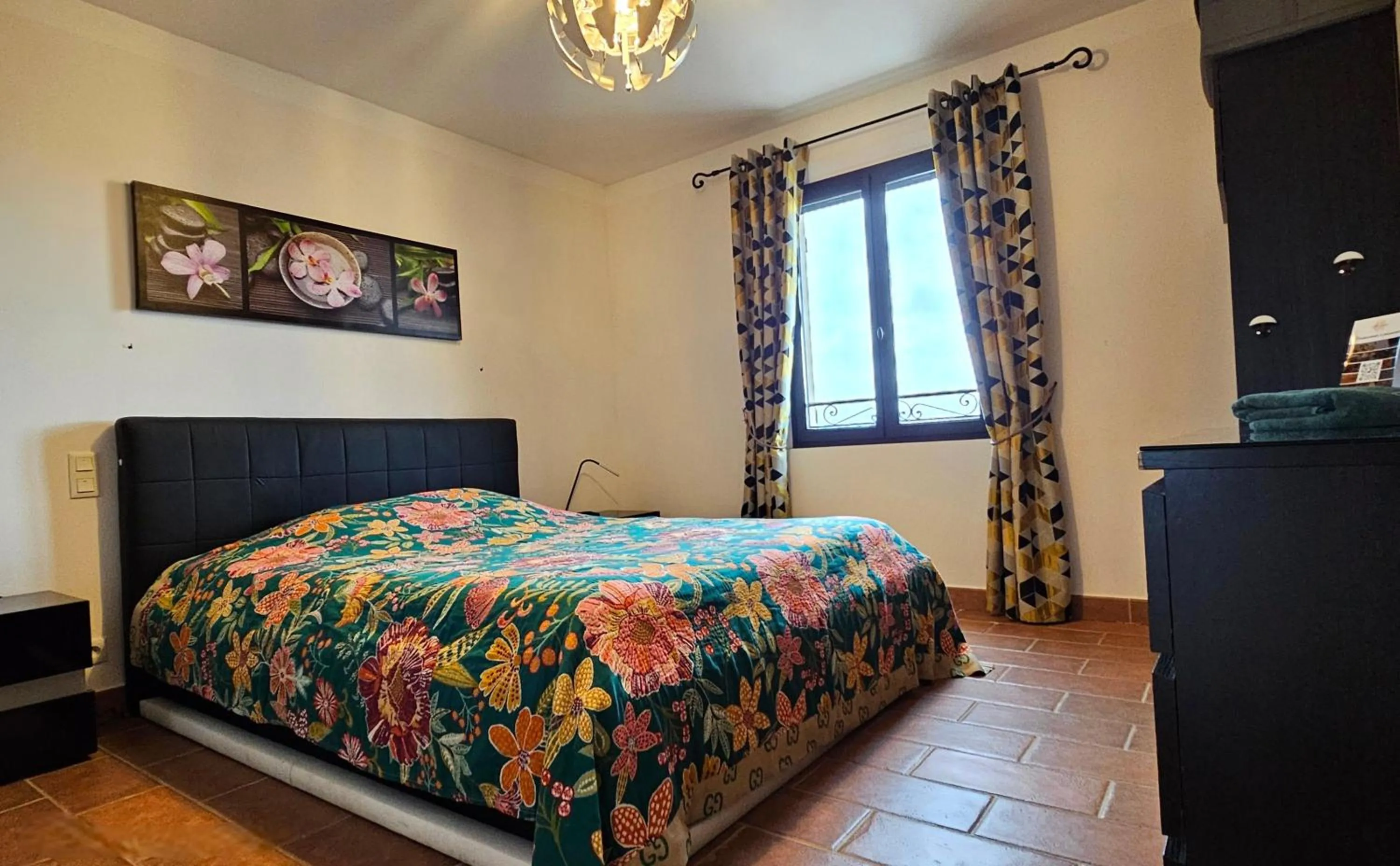 Bedroom, Bed in Villa Tropez Chambres d'hôtes