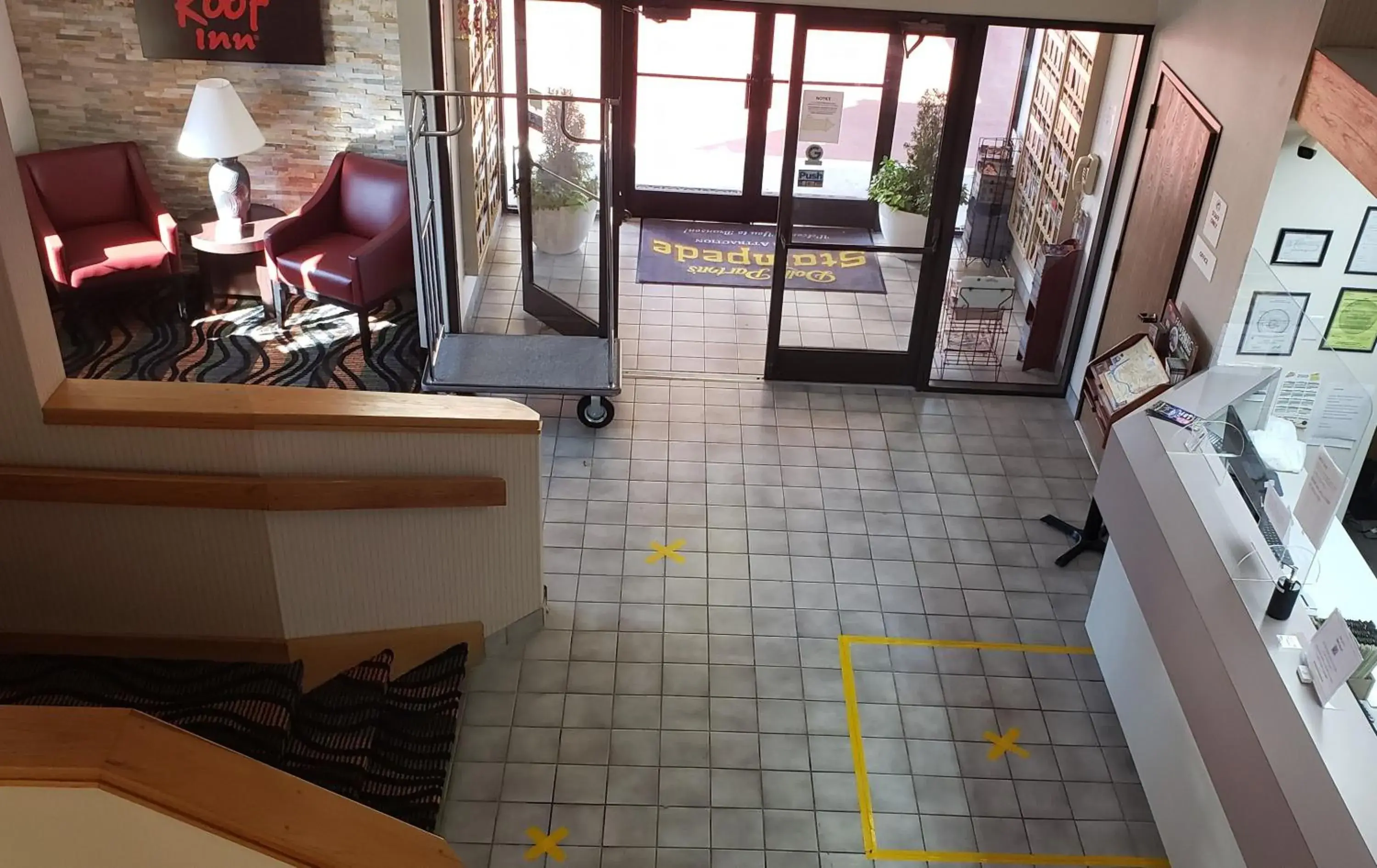 Lobby or reception in Red Roof Inn Branson Lobby or reception in Red Roof Inn Branson