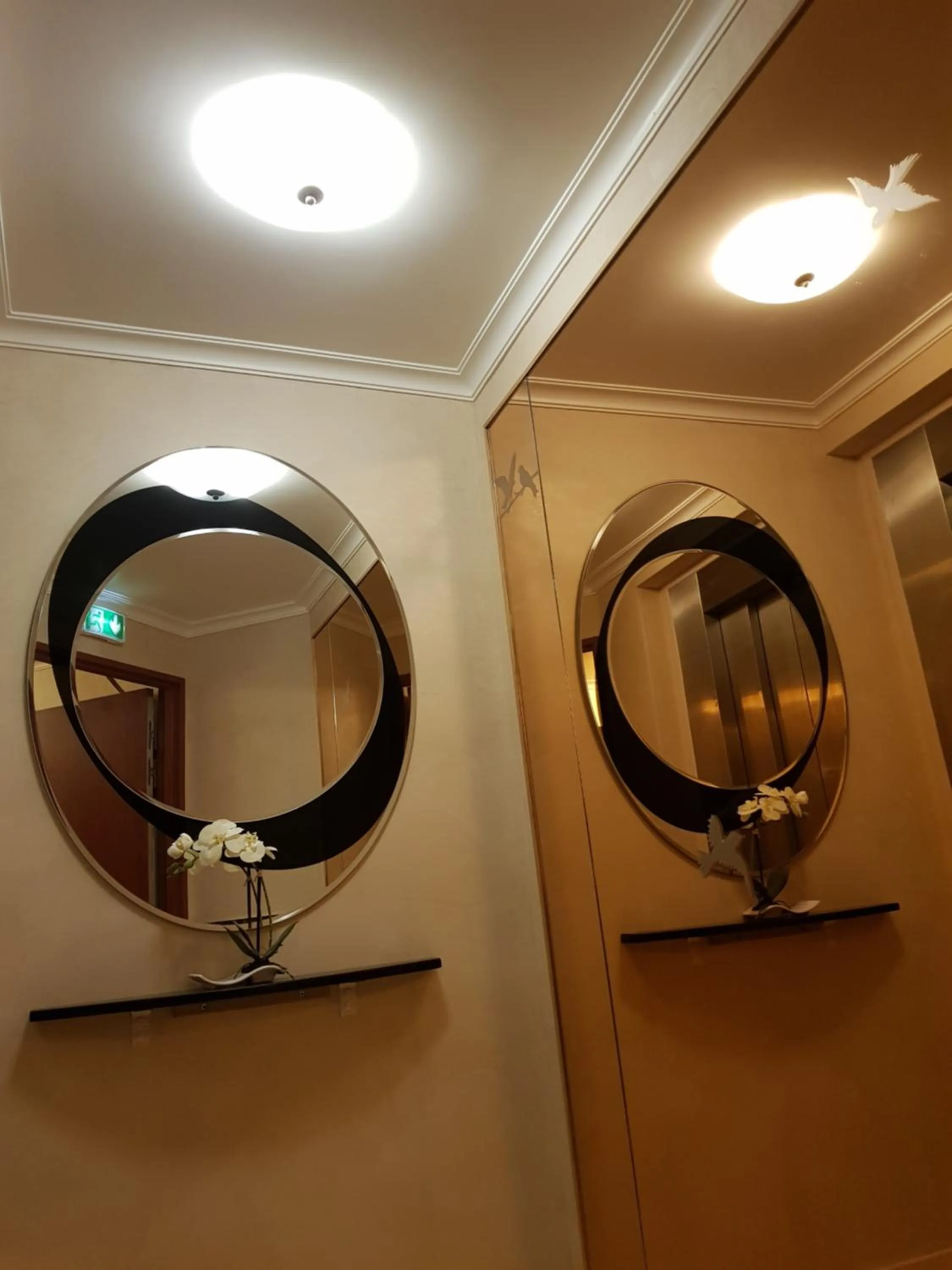 Decorative detail in Hotel Champerret Elysees