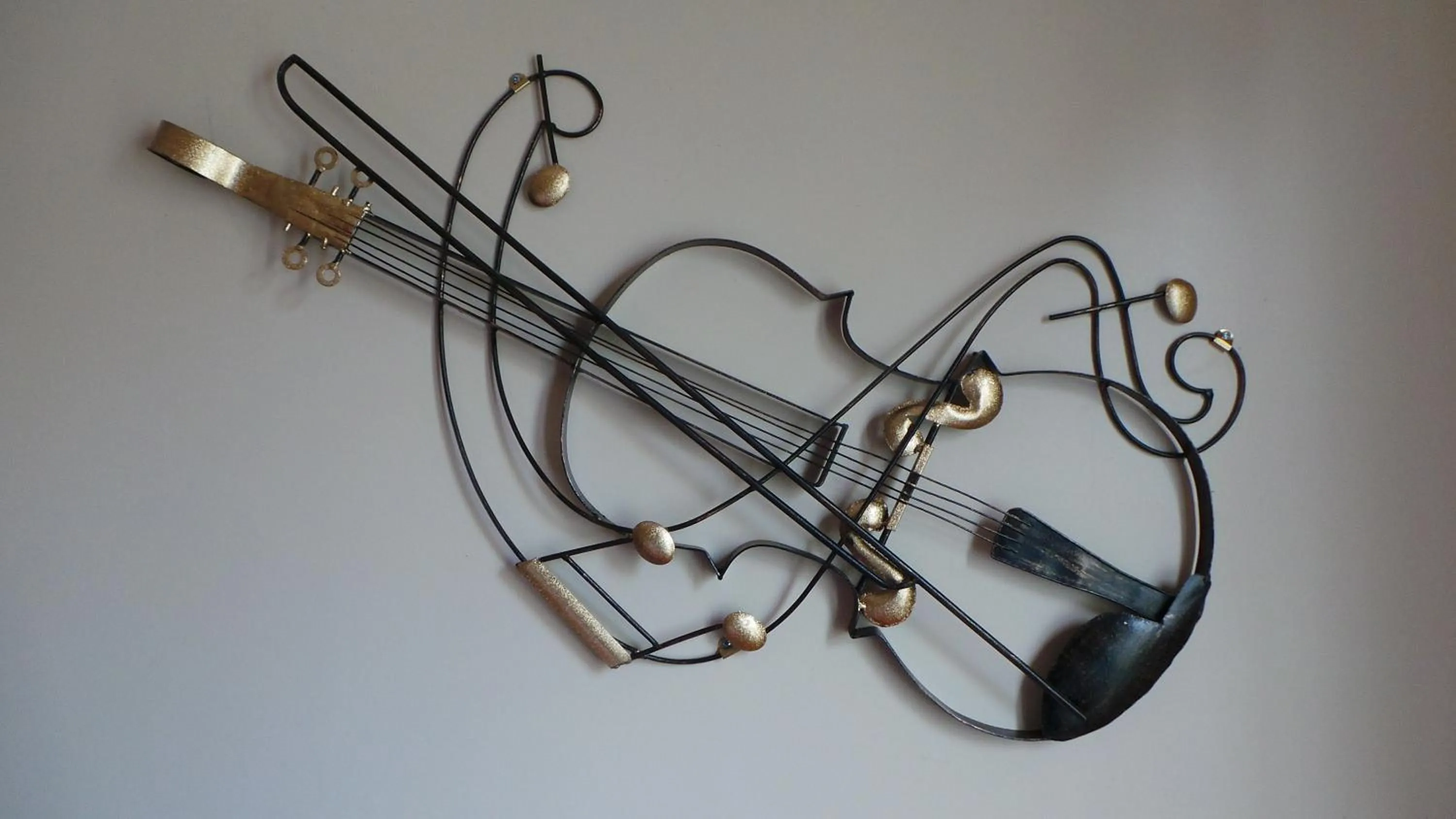 Decorative detail in Hotel Champerret Elysees