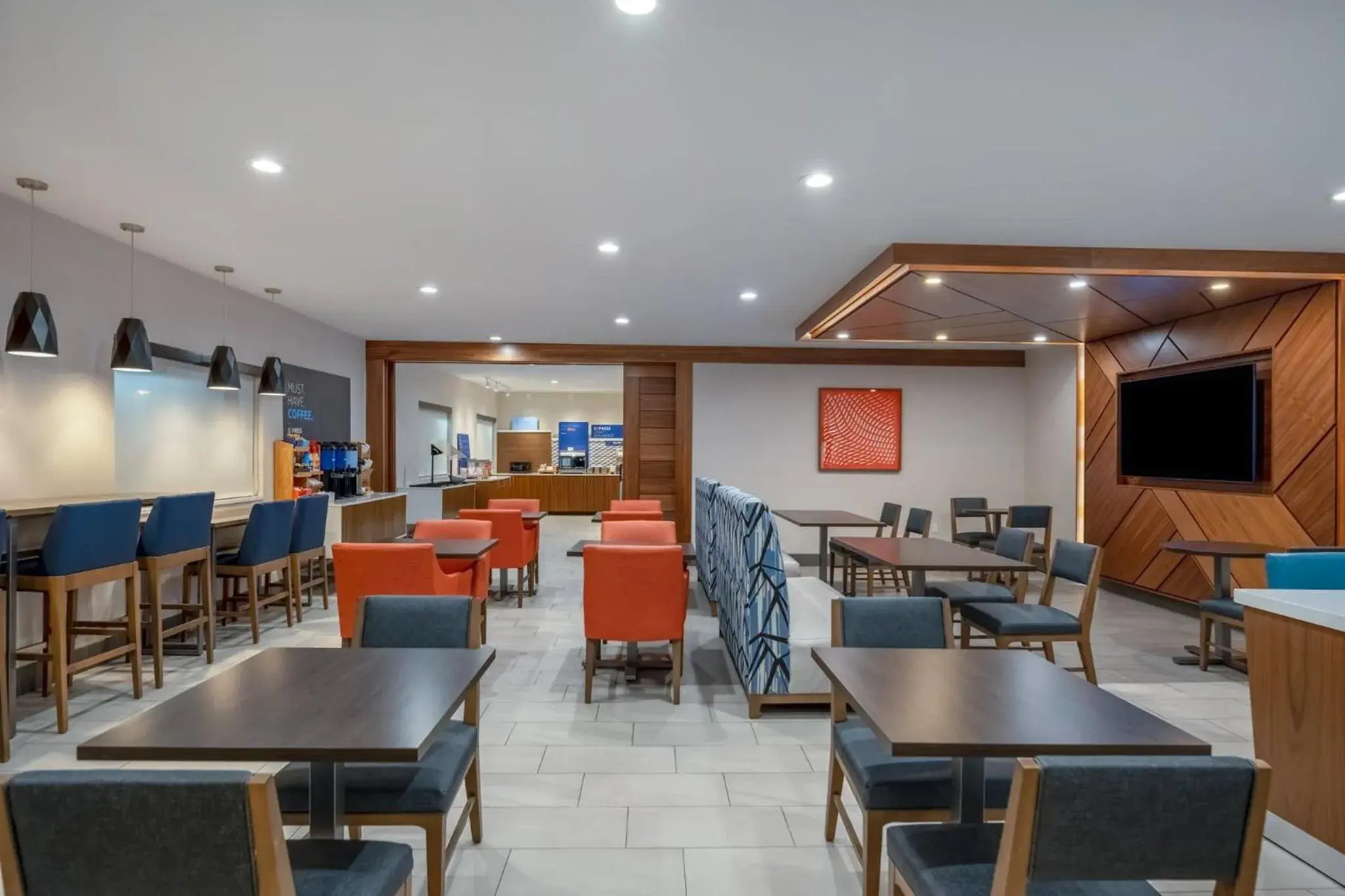 Restaurant/places to eat in Holiday Inn Express Portland SE - Clackamas Area by IHG Restaurant/places to eat in Holiday Inn Express Portland SE - Clackamas Area by IHG