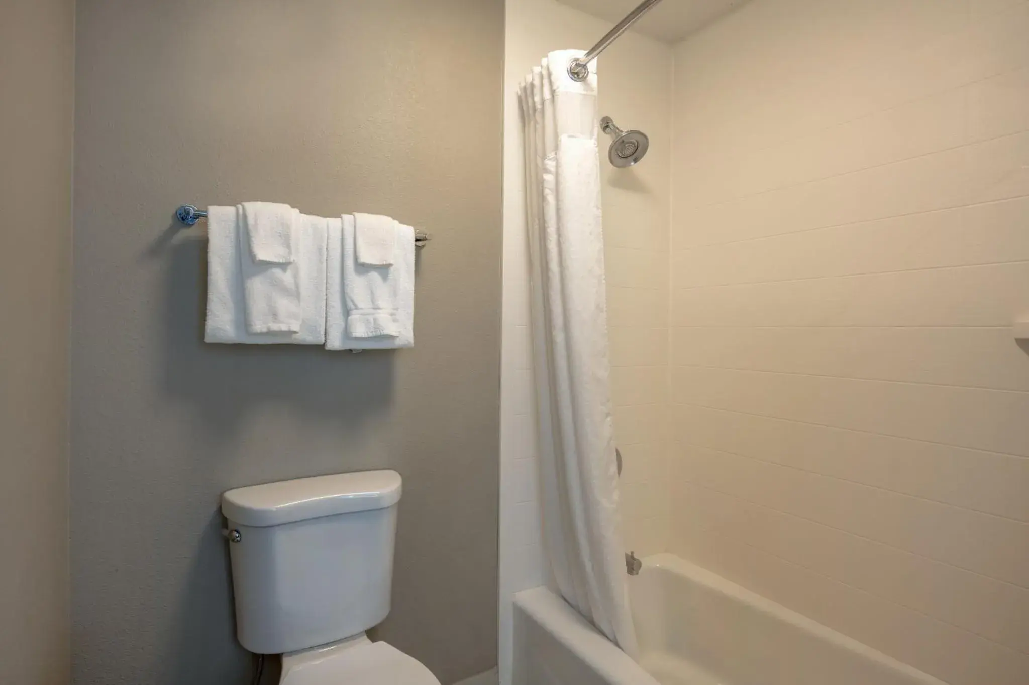 Bathroom in Holiday Inn Express Portland SE - Clackamas Area by IHG Bathroom in Holiday Inn Express Portland SE - Clackamas Area by IHG