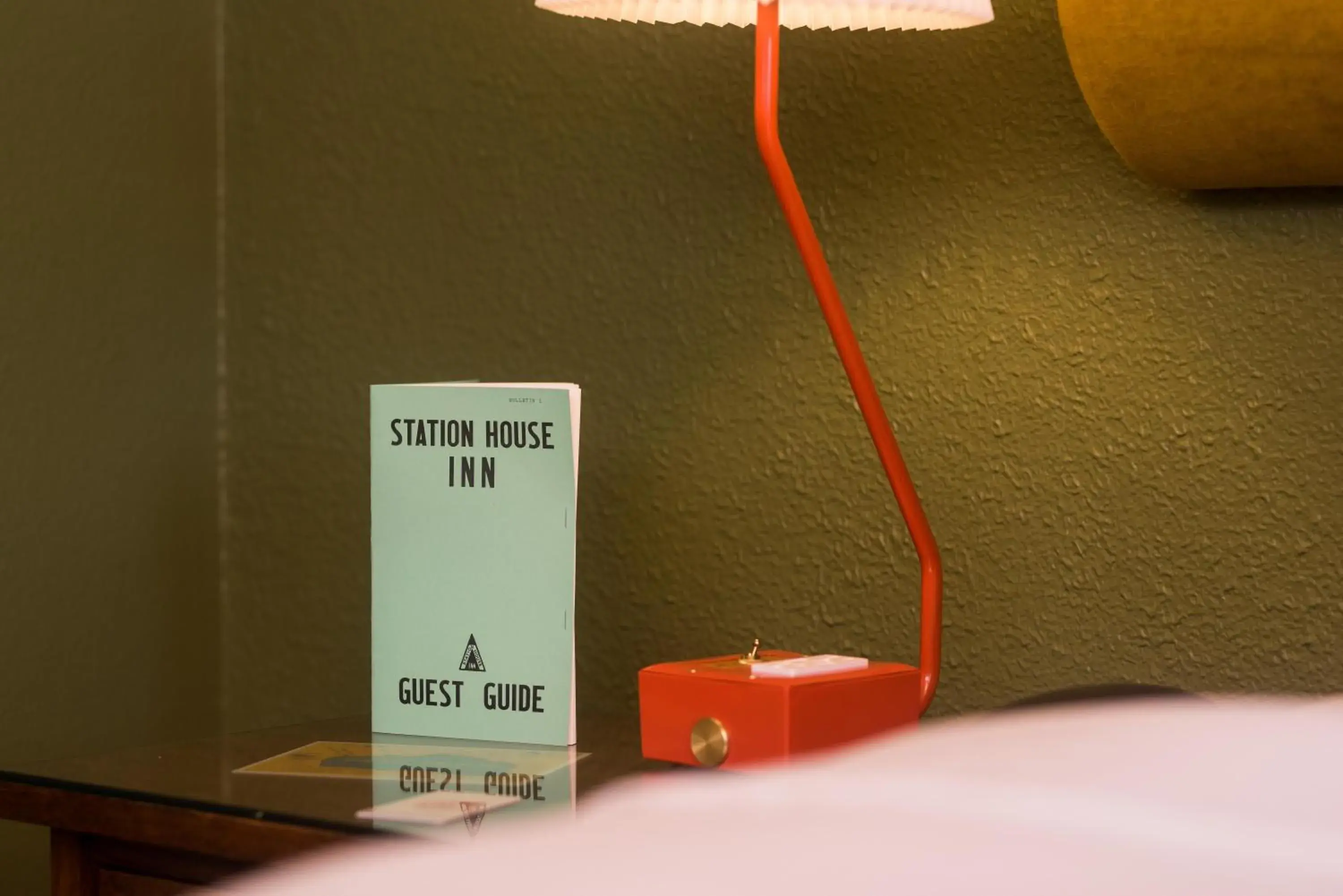 Photo of the whole room, Bed in Station House Inn South Lake Tahoe Photo of the whole room, Bed in Station House Inn South Lake Tahoe