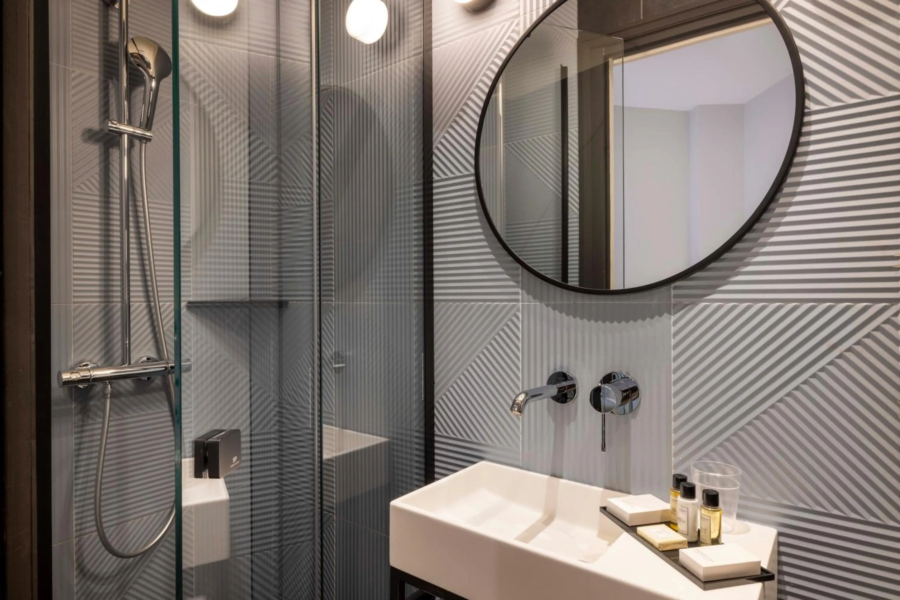 Bathroom in Paris Art Hotel Quartier Latin by Malone