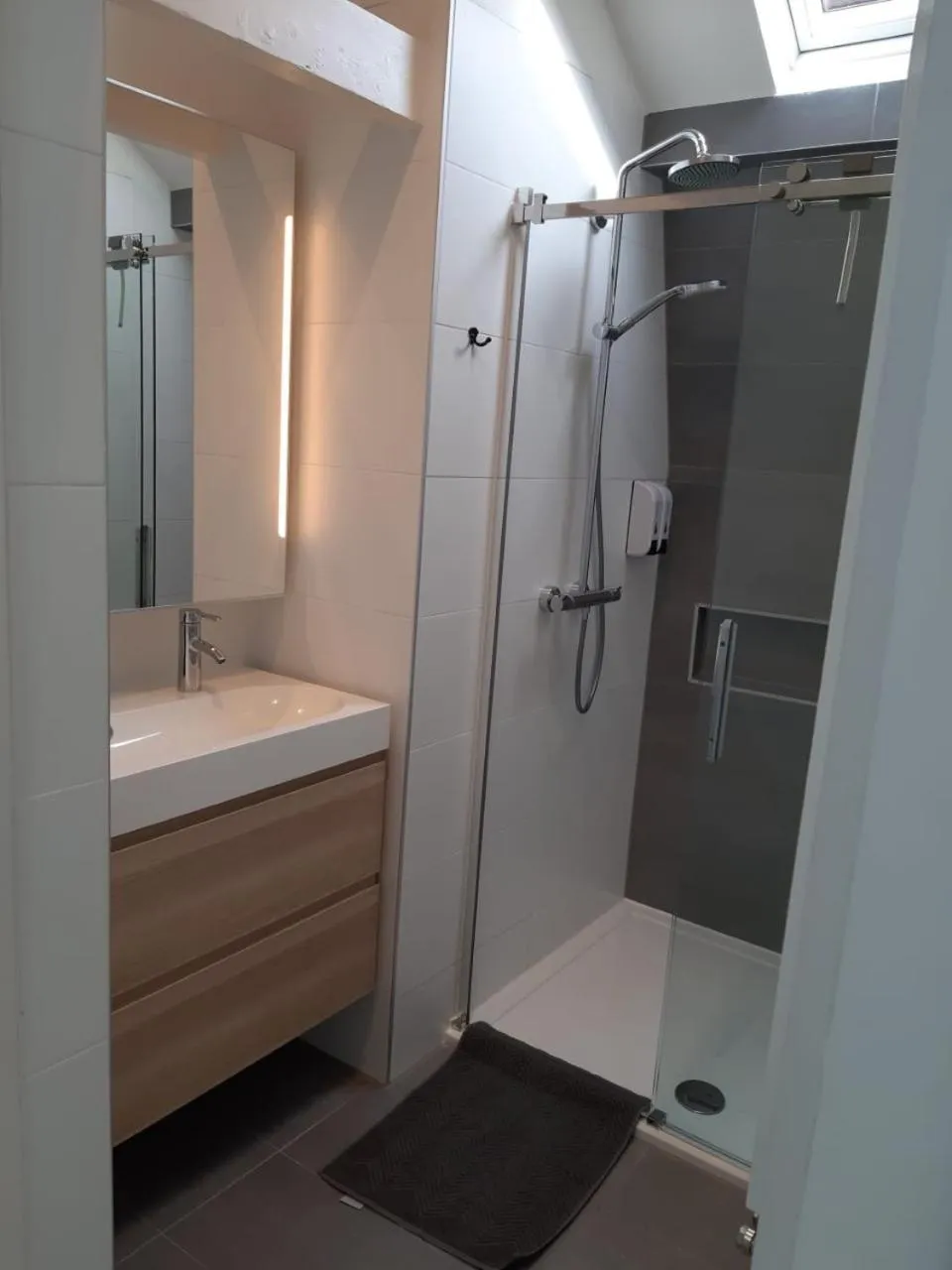 Bathroom in Appartement Havenzicht