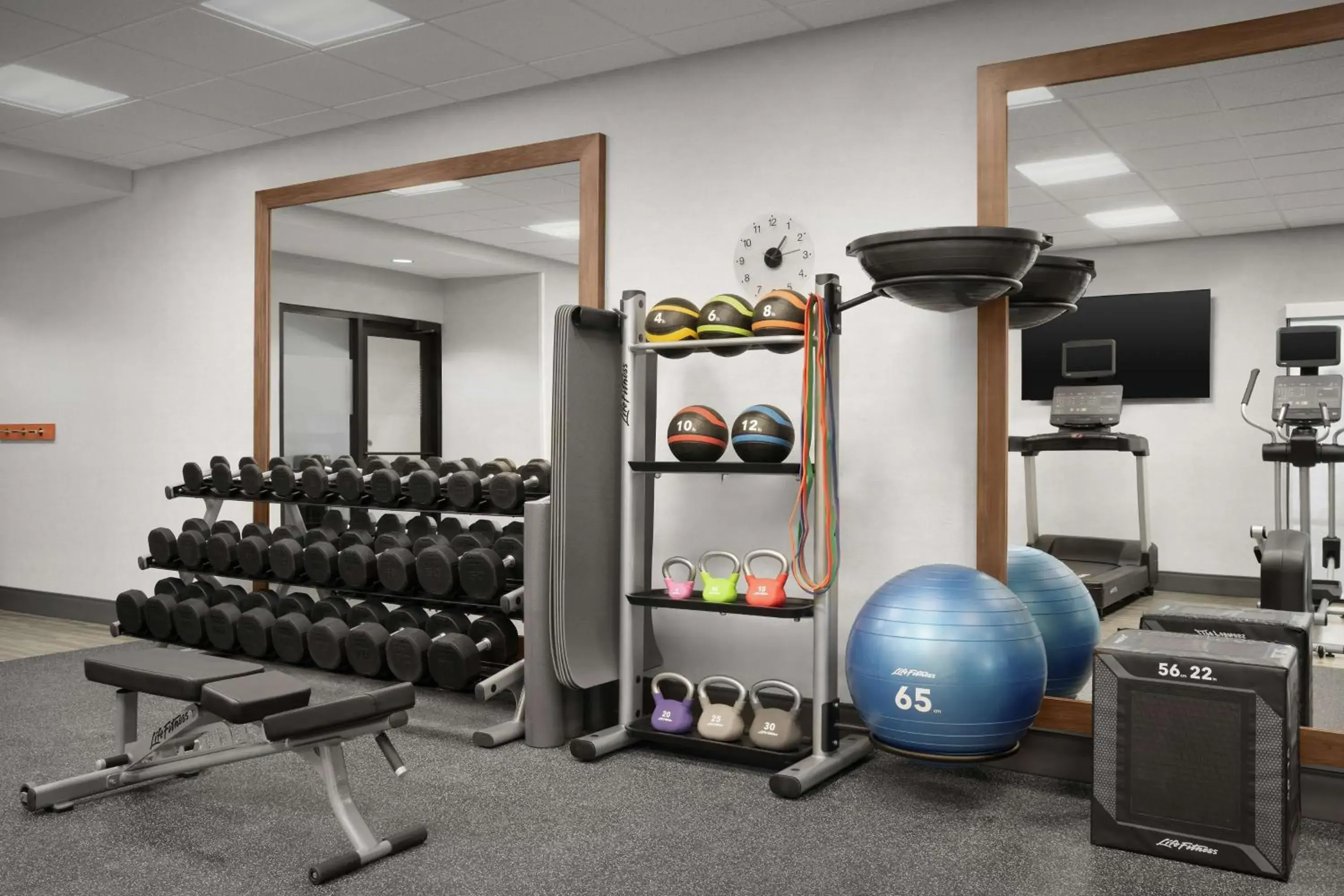 Fitness centre/facilities in Hampton Inn & Suites Williston Fitness centre/facilities in Hampton Inn & Suites Williston