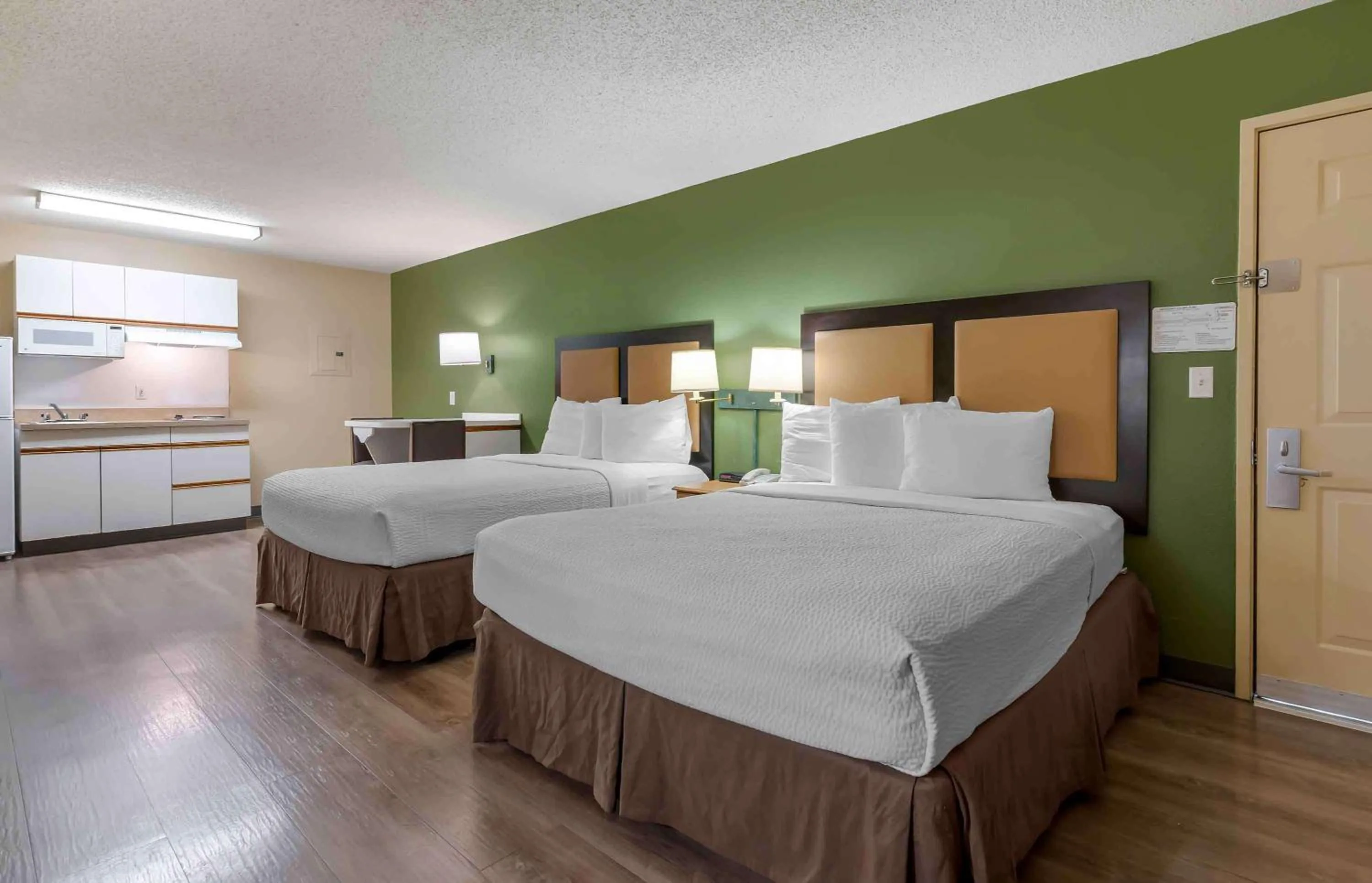 Bedroom, Bed in Extended Stay America Suites - Fort Worth - Medical Center