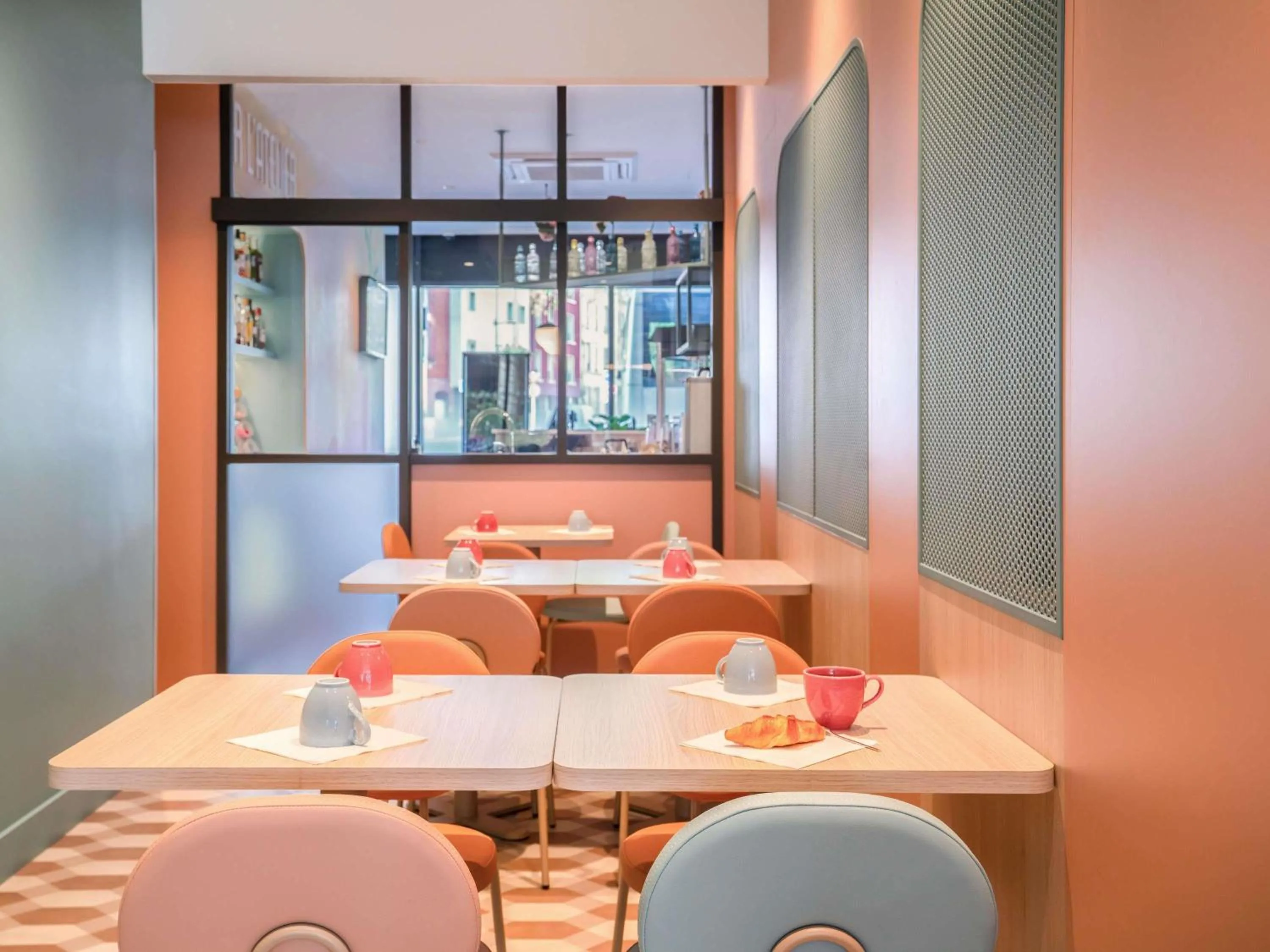 Breakfast in ibis Styles Paris Porte d'Orléans