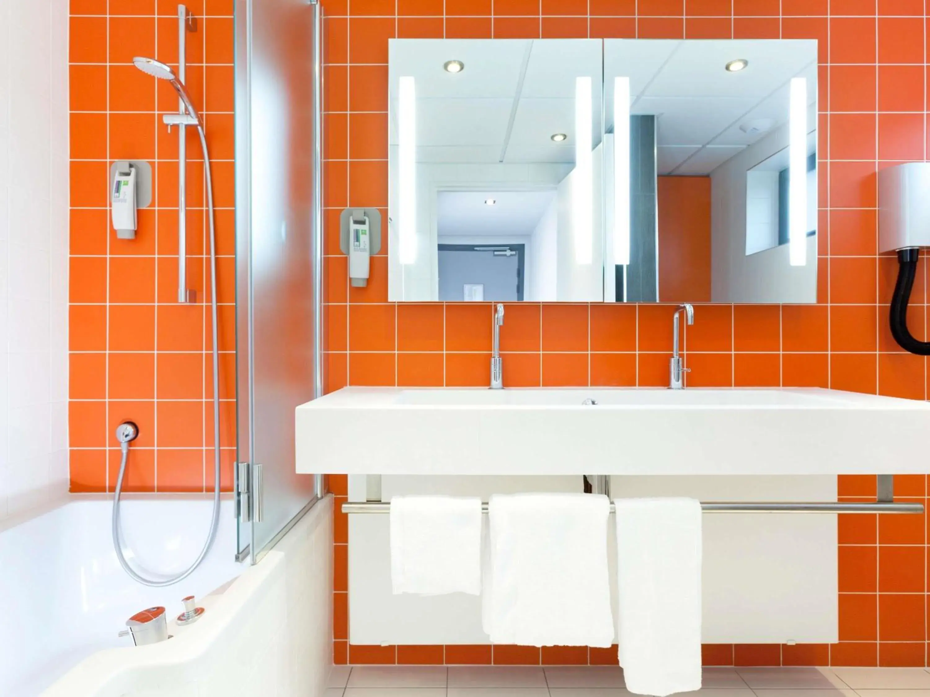 Bedroom in ibis Styles Paris Porte d'Orléans Bedroom in ibis Styles Paris Porte d'Orléans