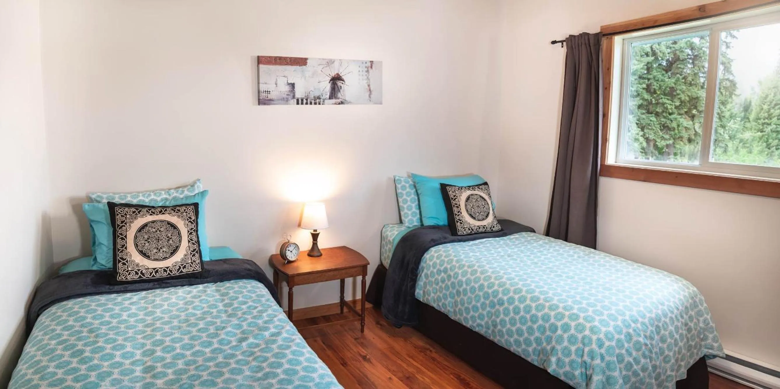 Bed in Willow Grove B&B Inn