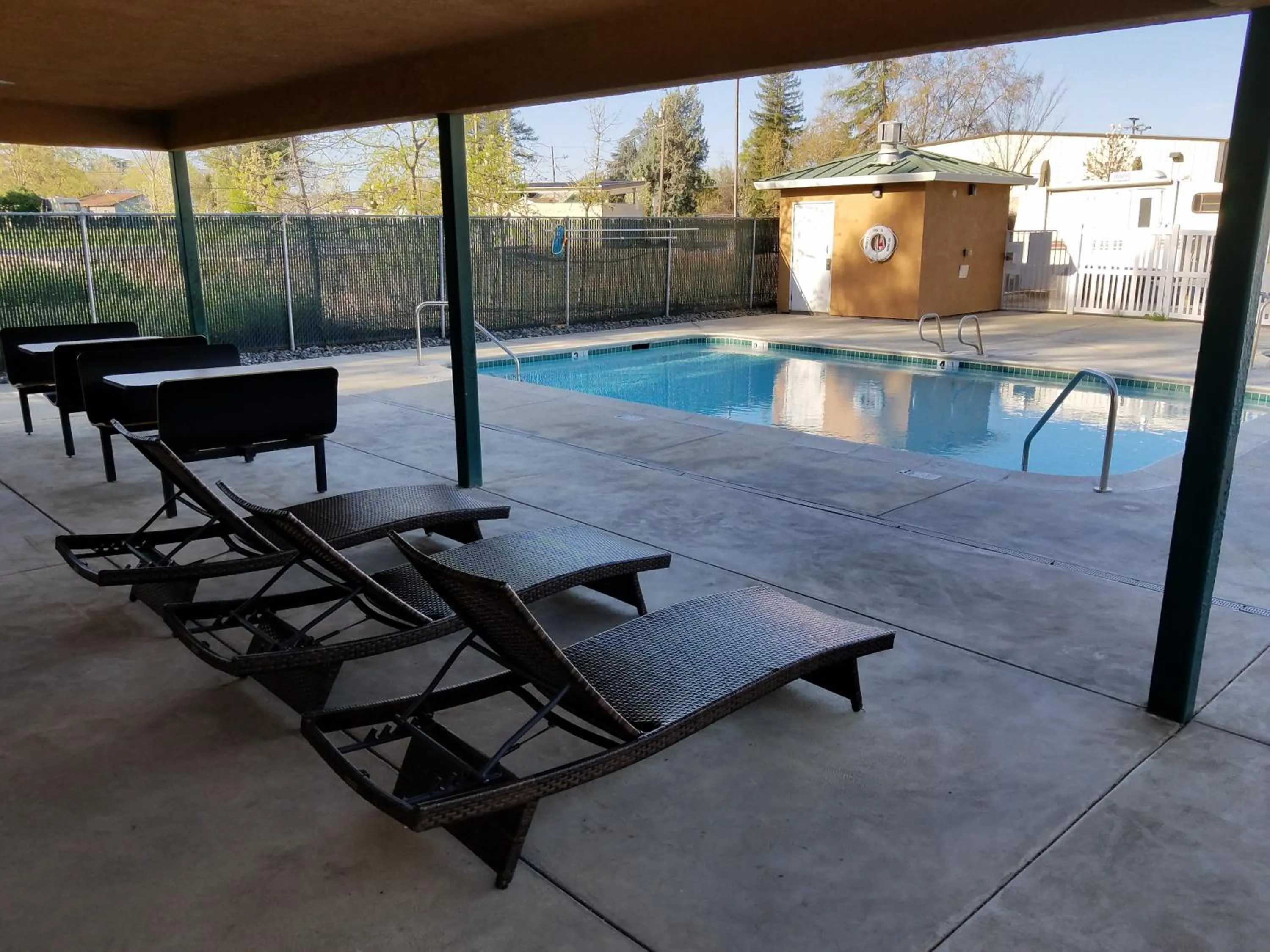 Patio in Gridley Inn & RV Park