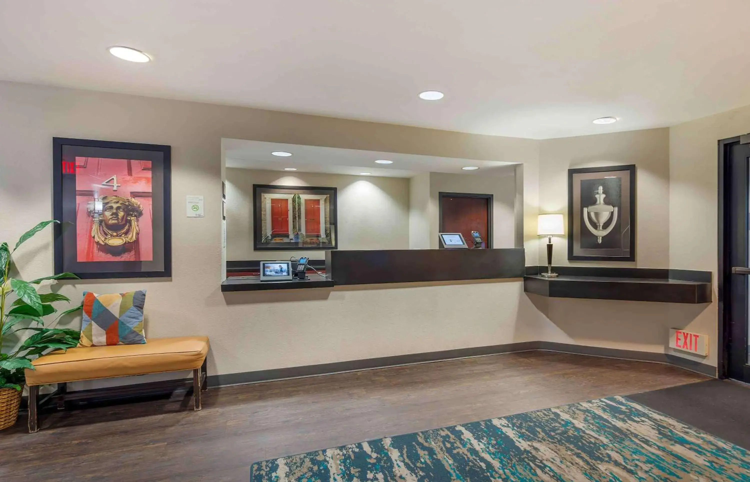 Lobby or reception in Extended Stay America Select Suites - Chicago - Lisle Lobby or reception in Extended Stay America Select Suites - Chicago - Lisle