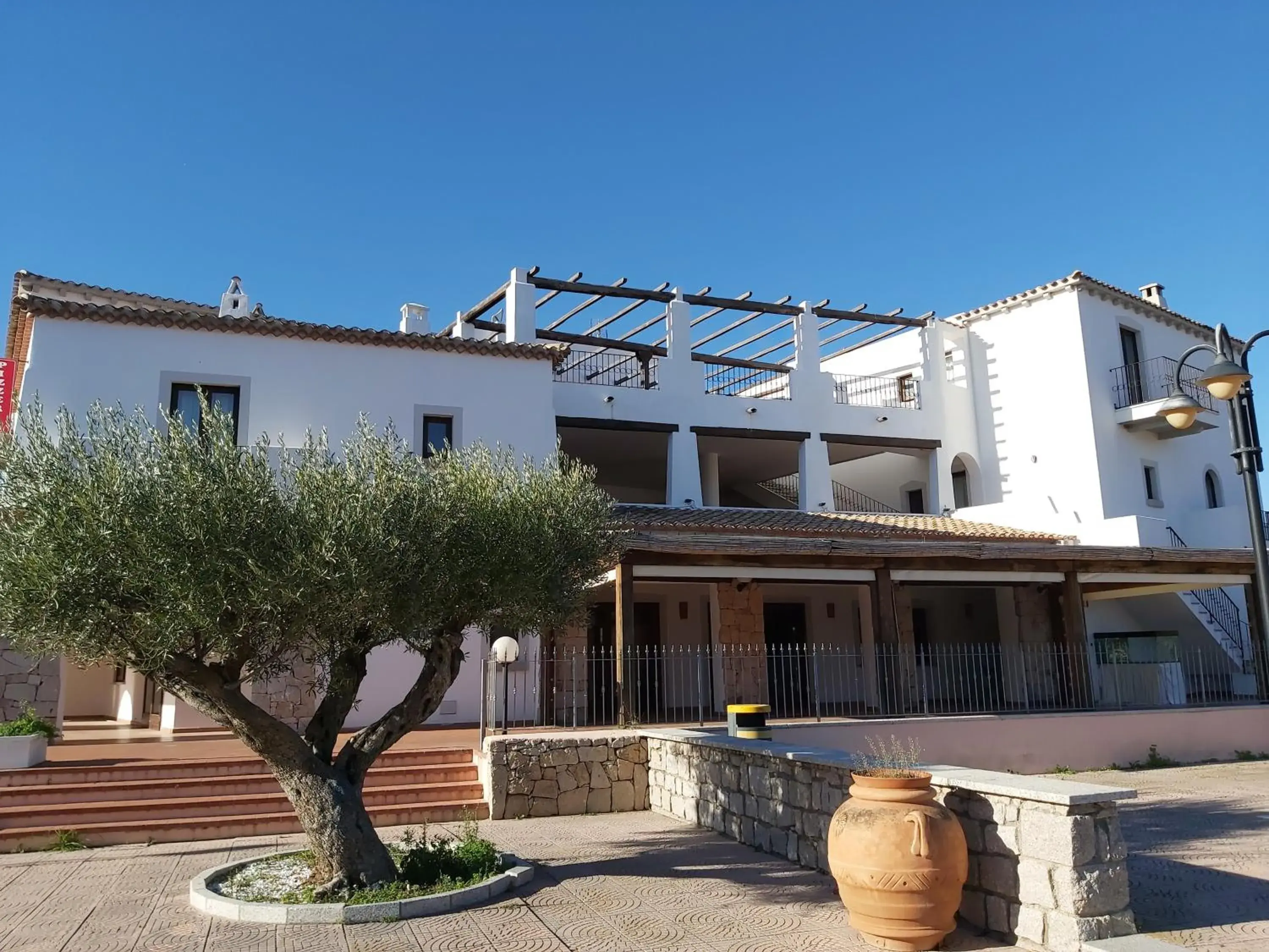Facade/entrance in Hotel il Faro di Molara Facade/entrance in Hotel il Faro di Molara