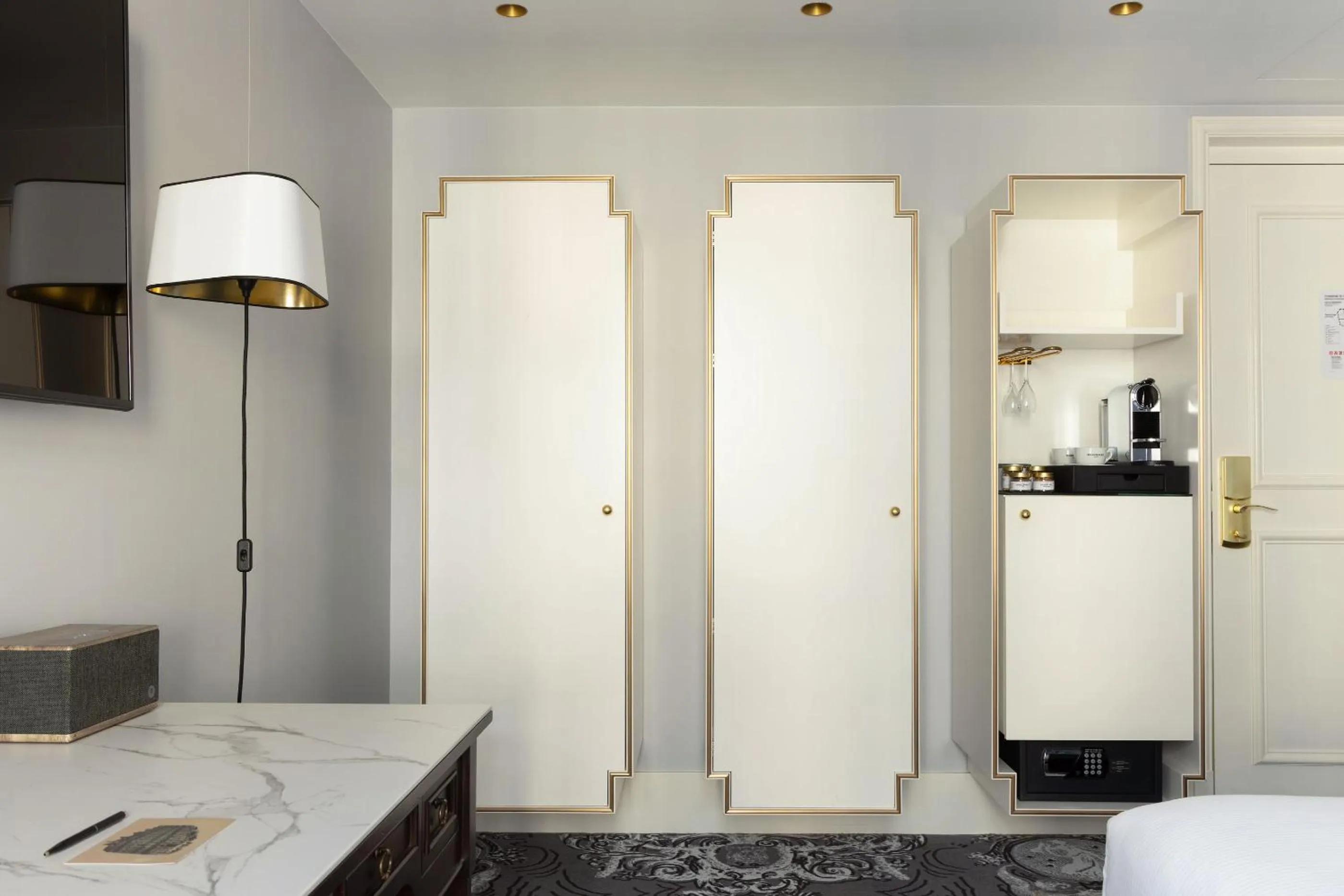 wardrobe, Bed in Normandy Le Chantier