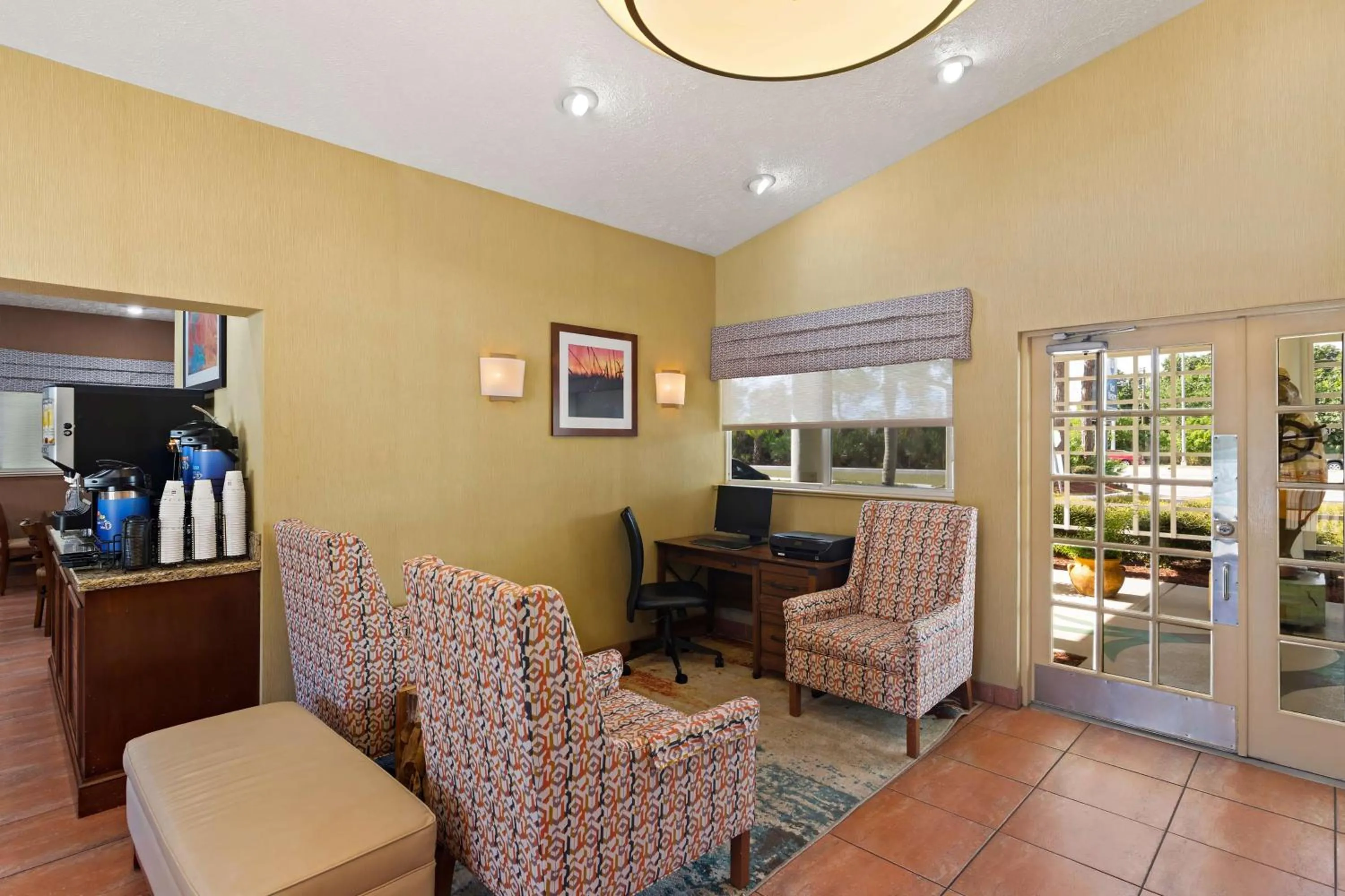 Lobby or reception in Best Western Port St. Lucie
