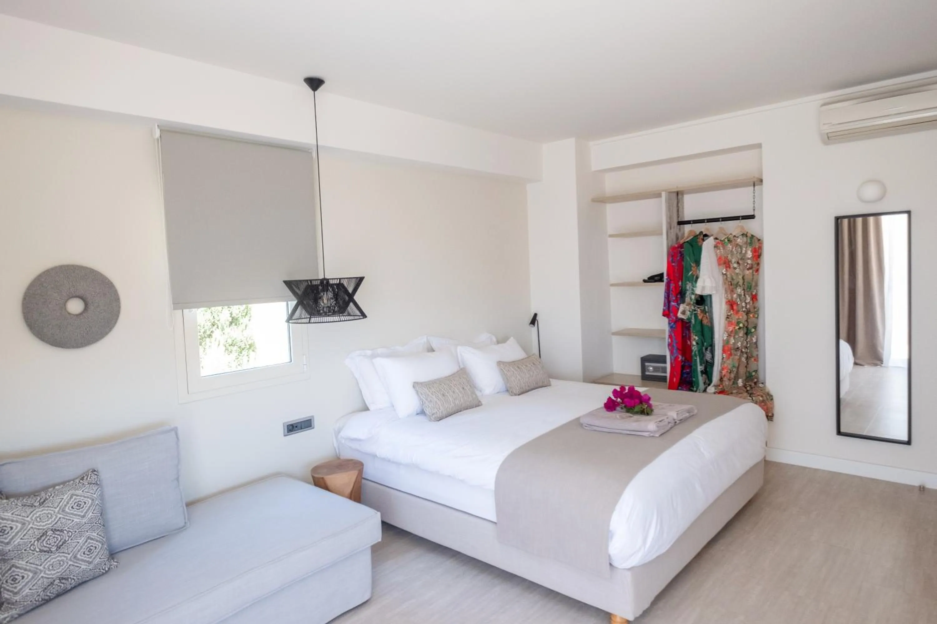 Bedroom, Bed in 180 South Seaside Hotel