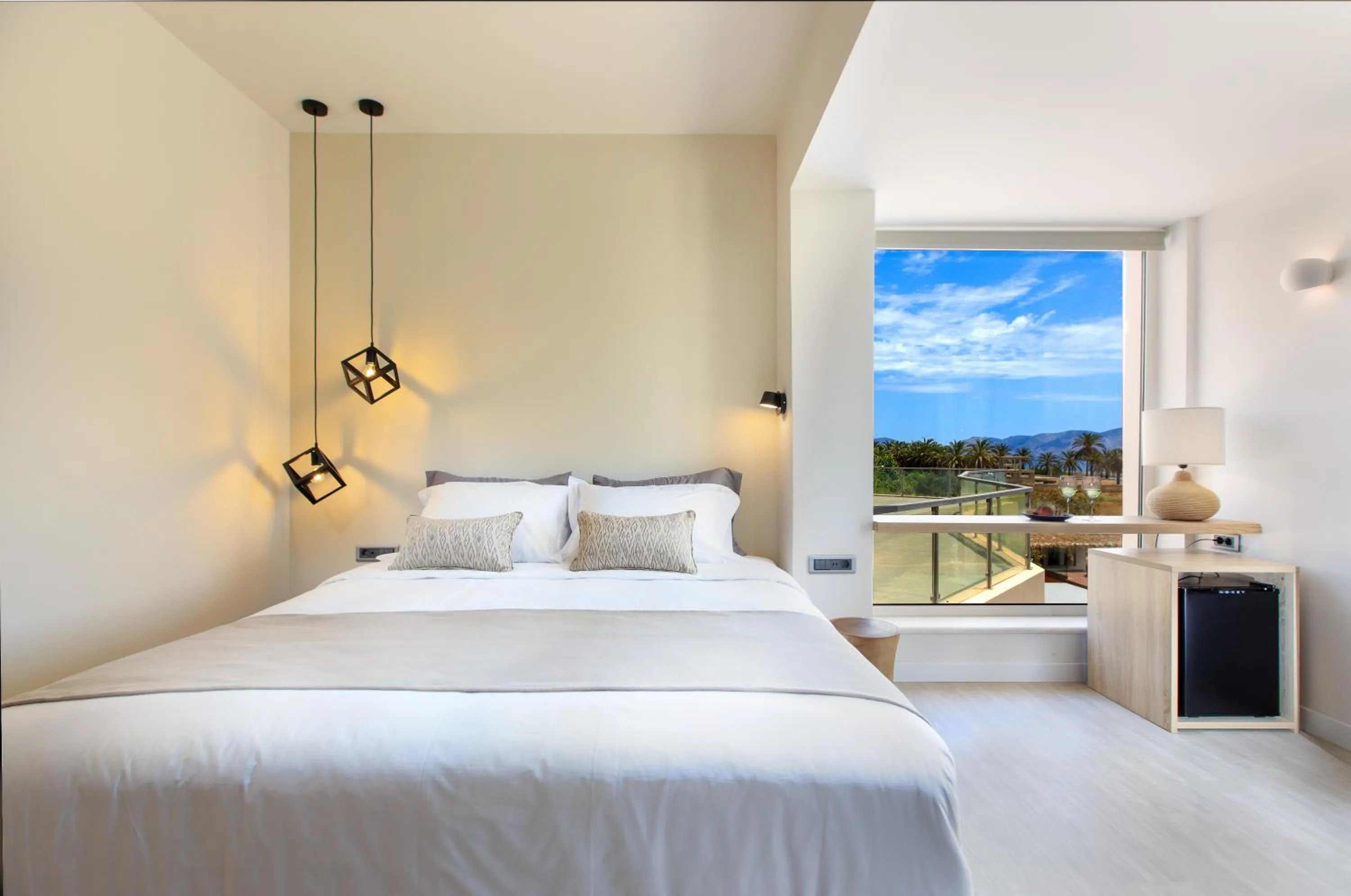 Bedroom, Bed in 180 South Seaside Hotel