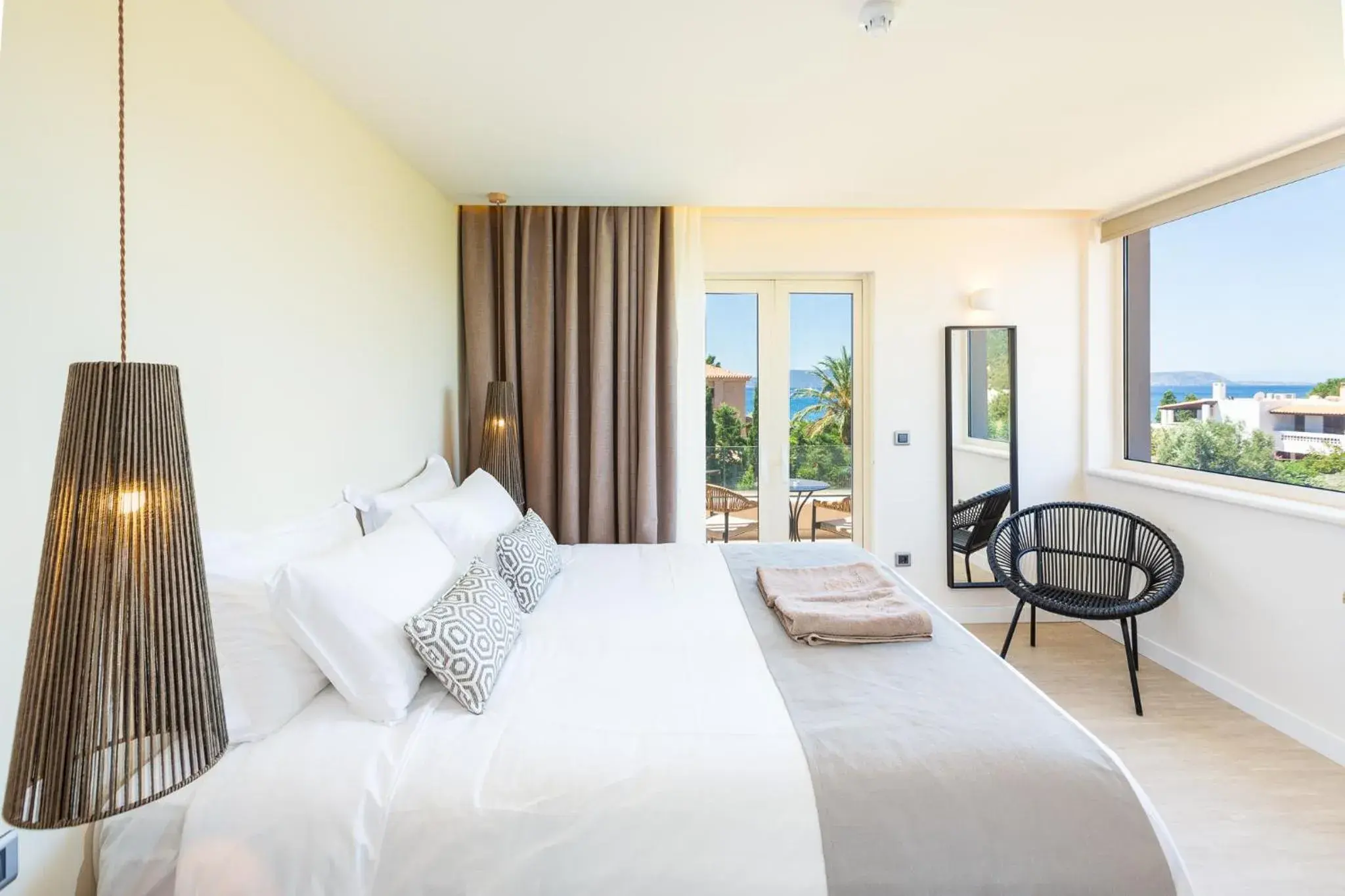 Bedroom, Bed in 180 South Seaside Hotel Bedroom, Bed in 180 South Seaside Hotel