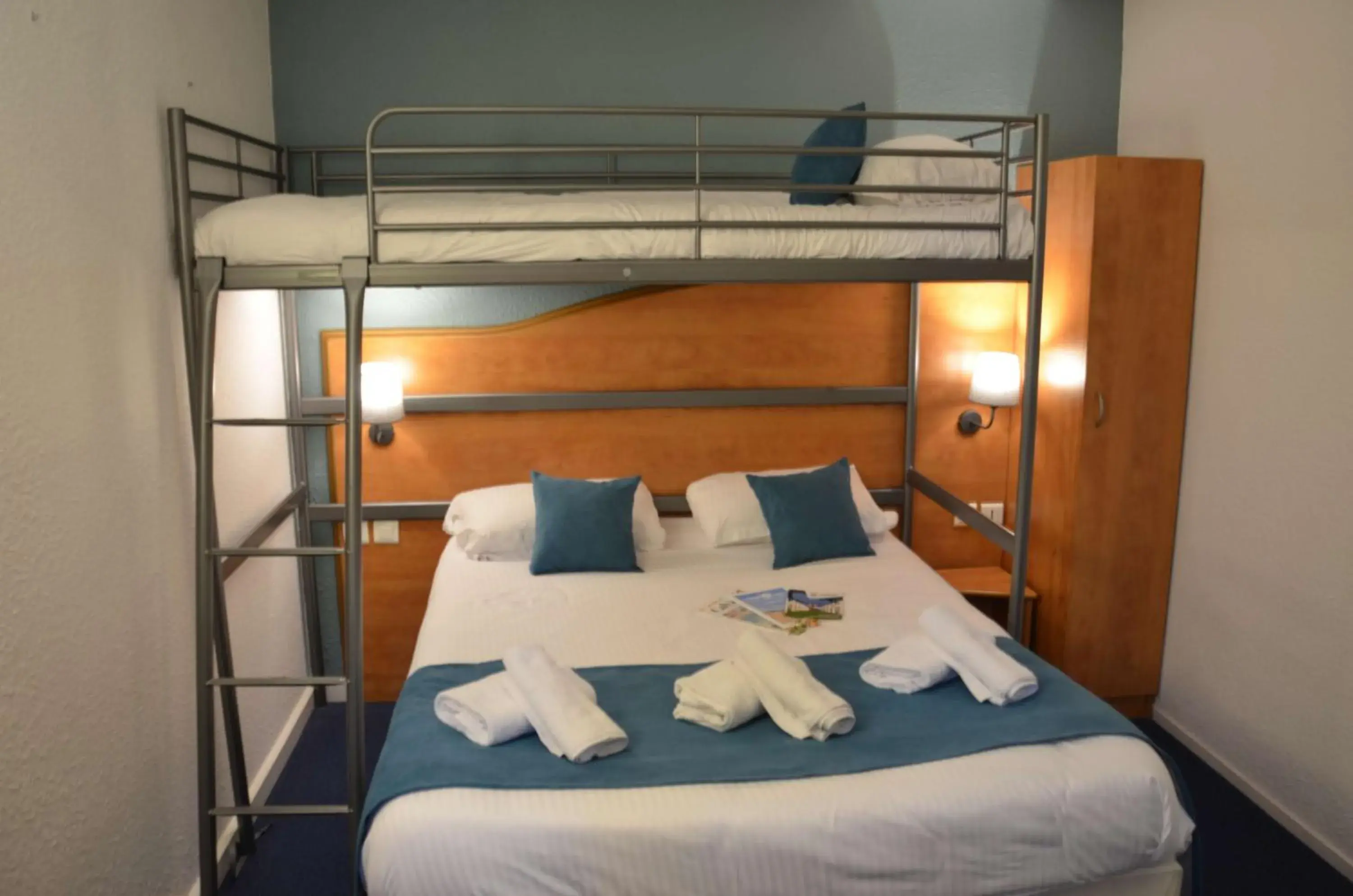 Bedroom, Bed in BRIT HOTEL Caen Hérouville Bedroom, Bed in BRIT HOTEL Caen Hérouville