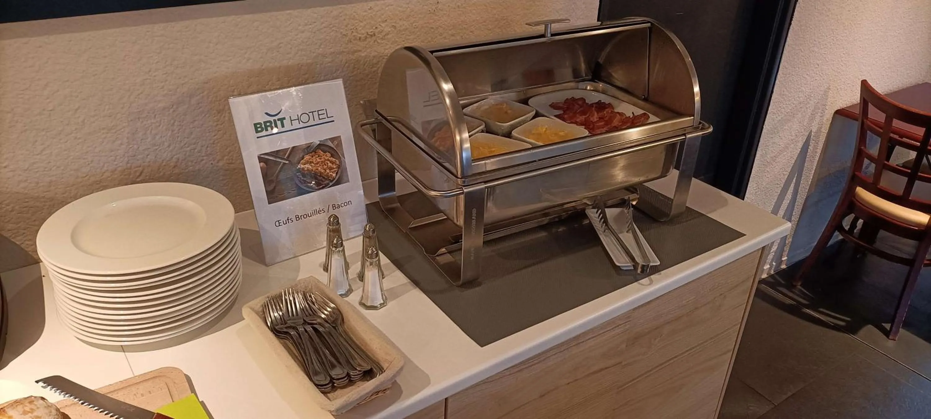 Breakfast in BRIT HOTEL Caen Hérouville