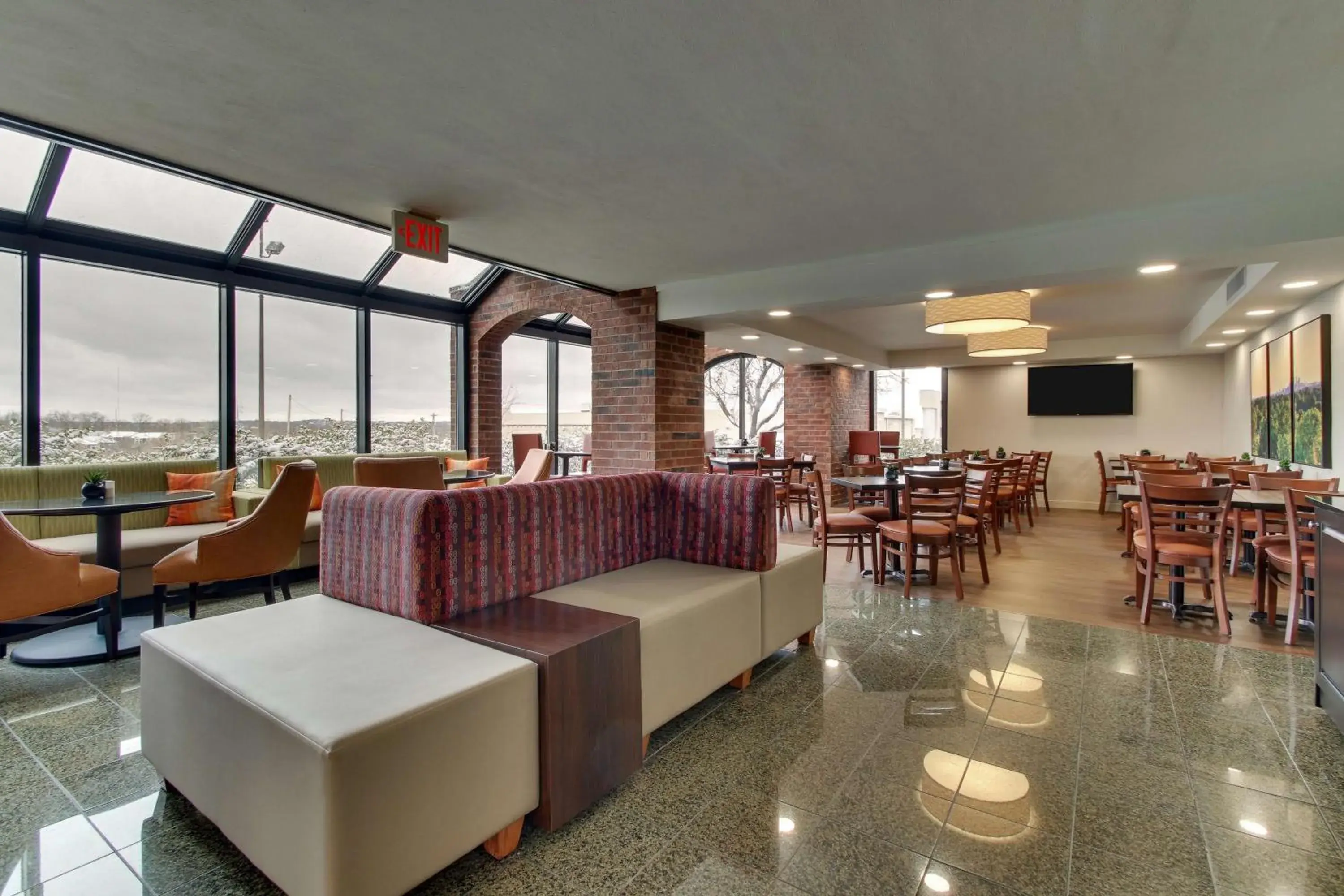 Lobby or reception in Pear Tree Inn St. Louis - Arnold Lobby or reception in Pear Tree Inn St. Louis - Arnold