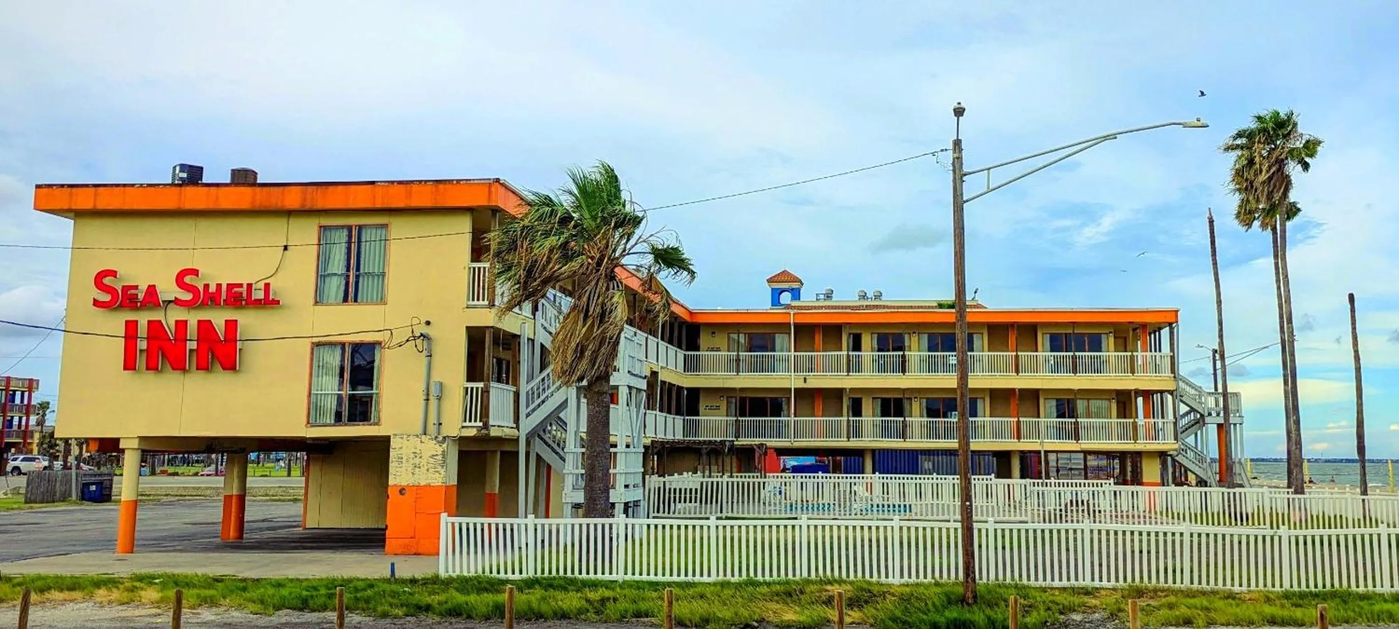 Property building in Sea Shell Inn on the Beach