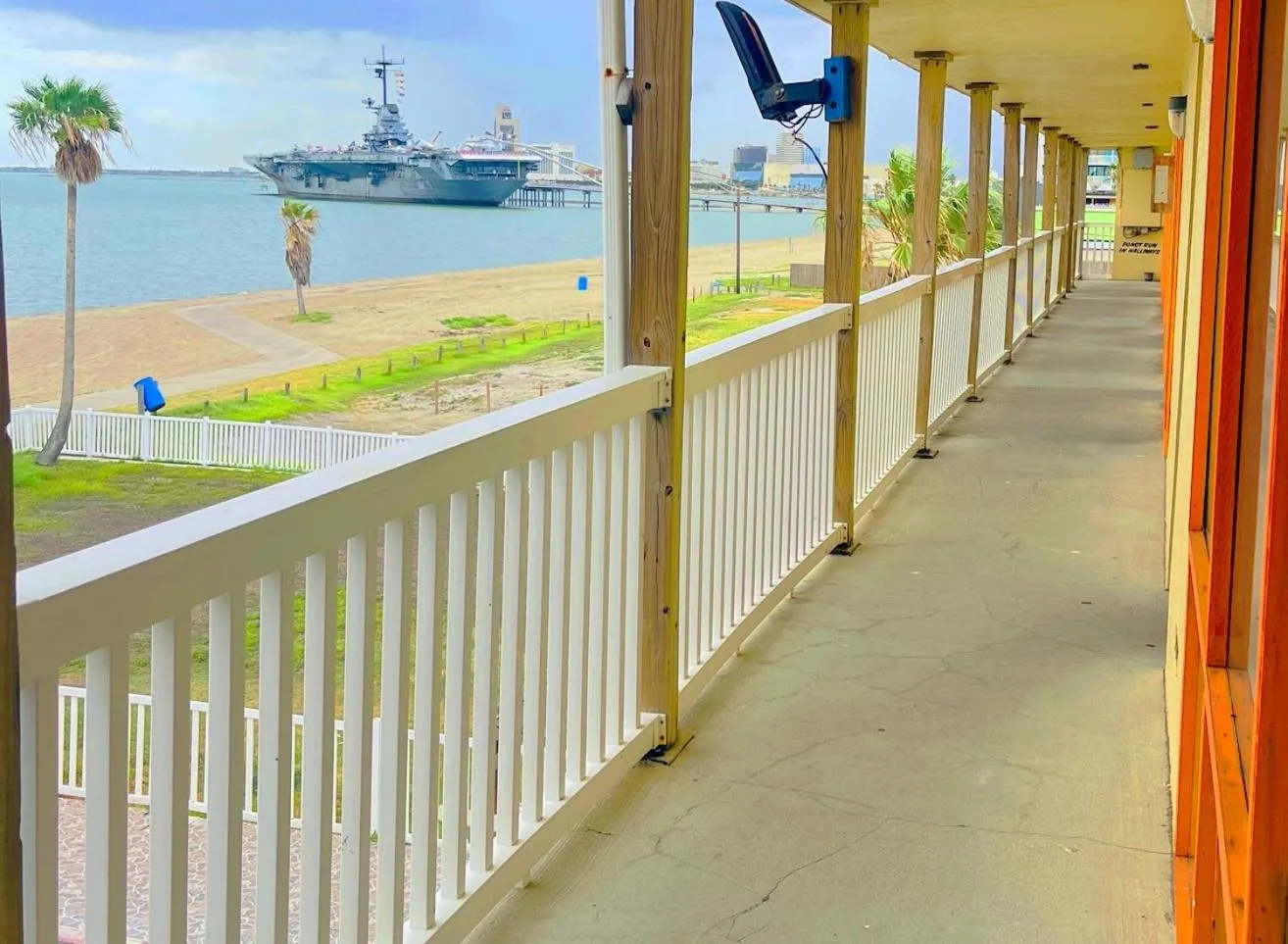 Sea view in Sea Shell Inn on the Beach