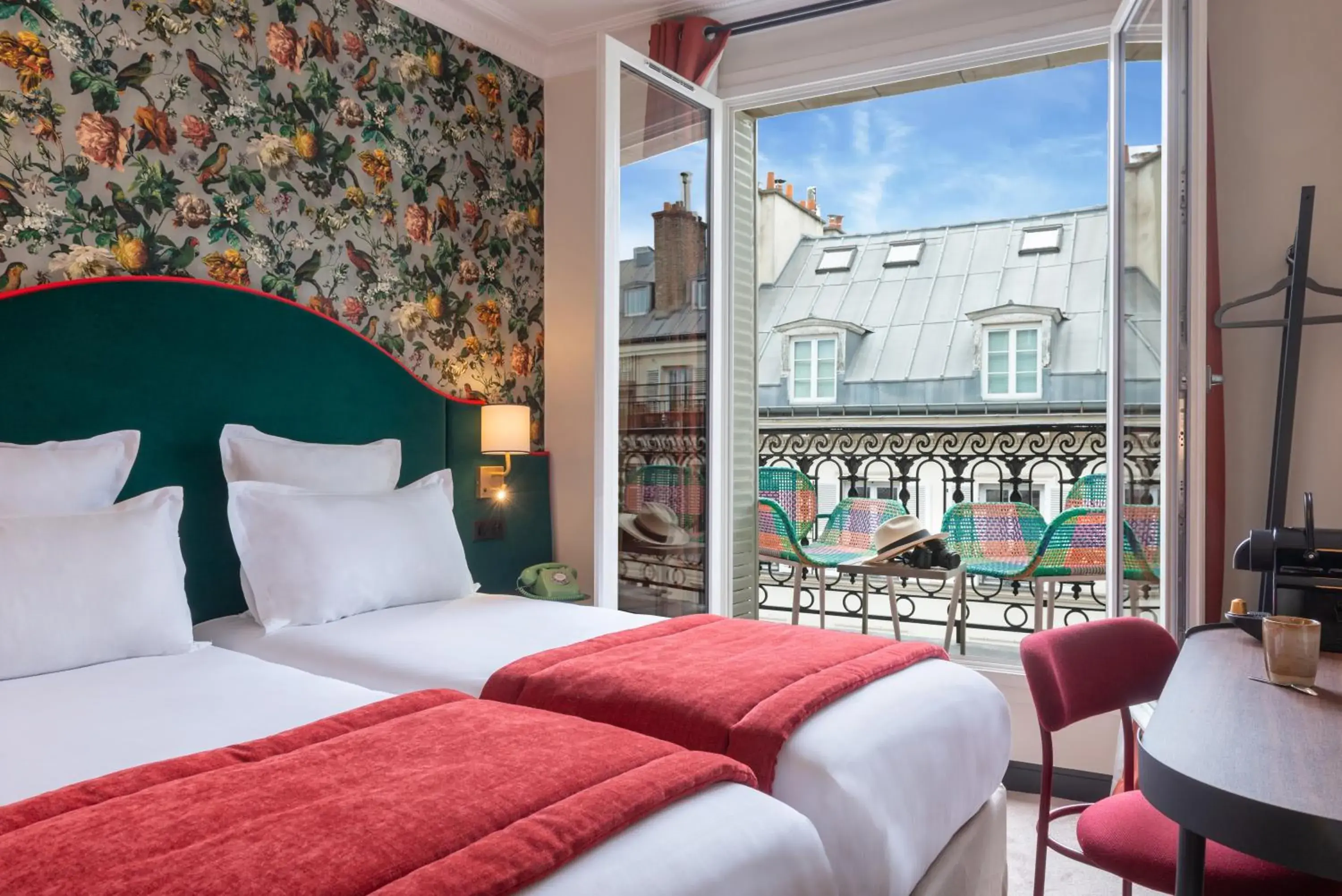 Balcony/Terrace, Bed in Hôtel Brittany Balcony/Terrace, Bed in Hôtel Brittany