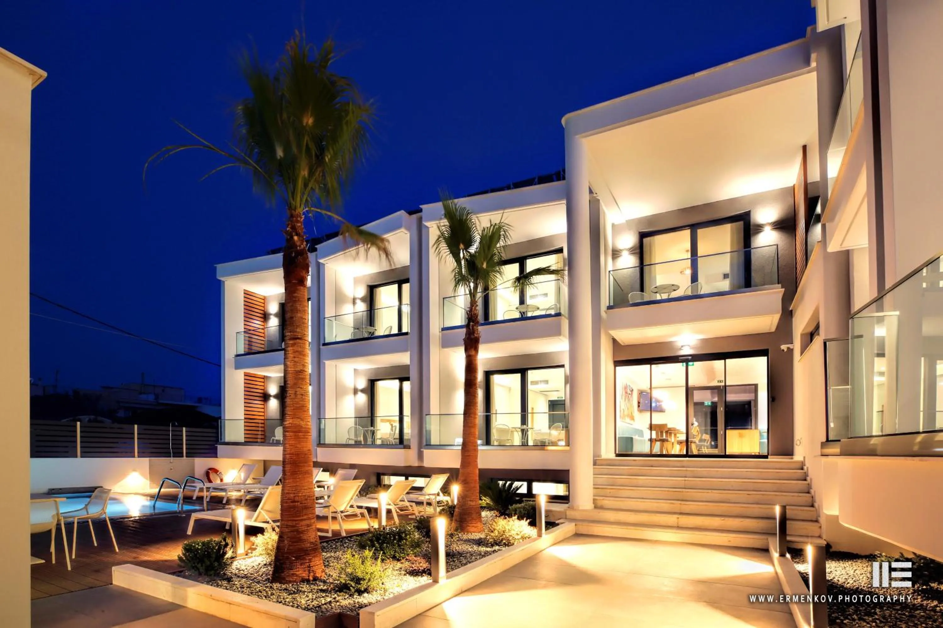 Patio in Senso Suites